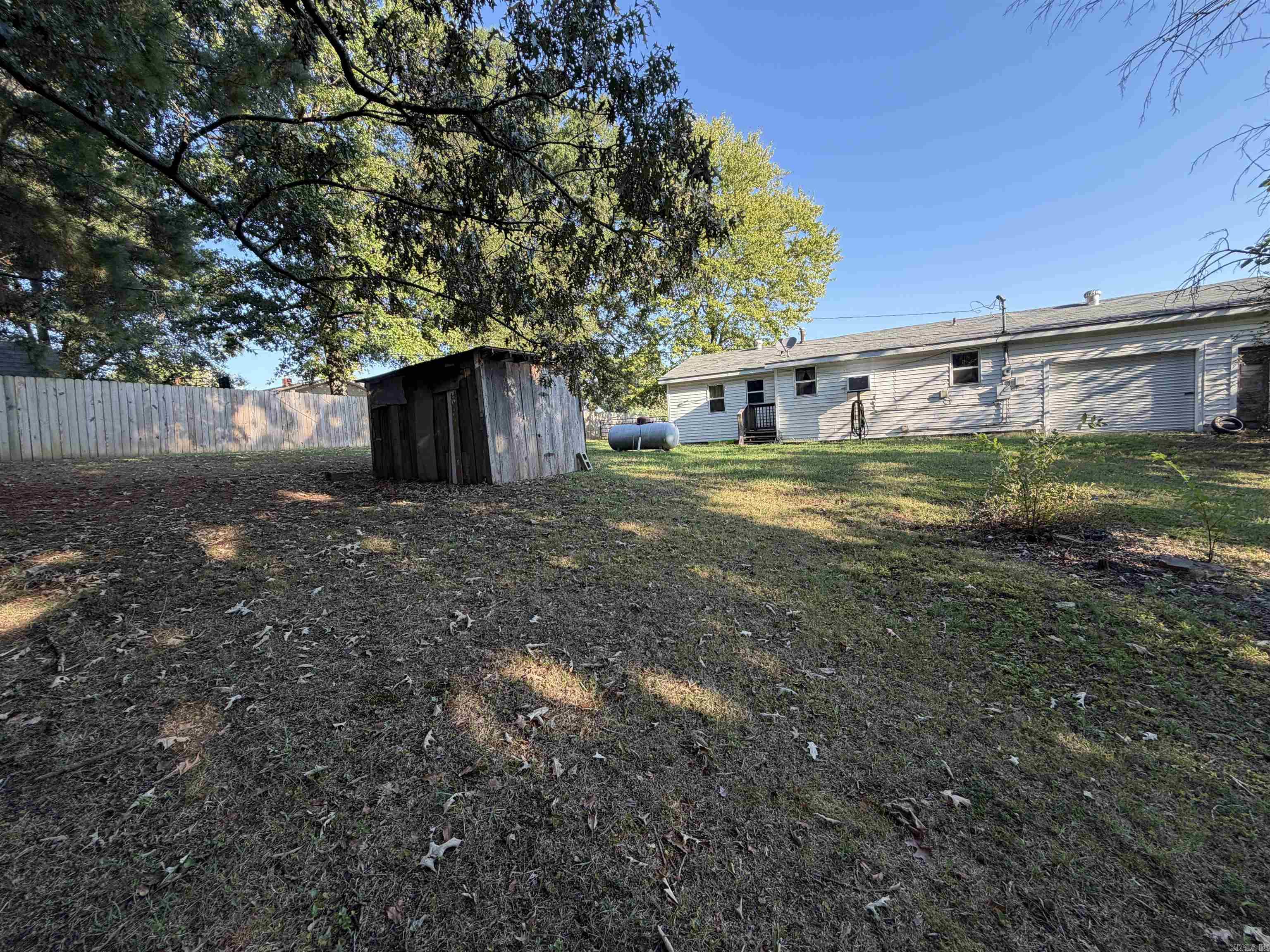 406 Hill Street Property Photo 37