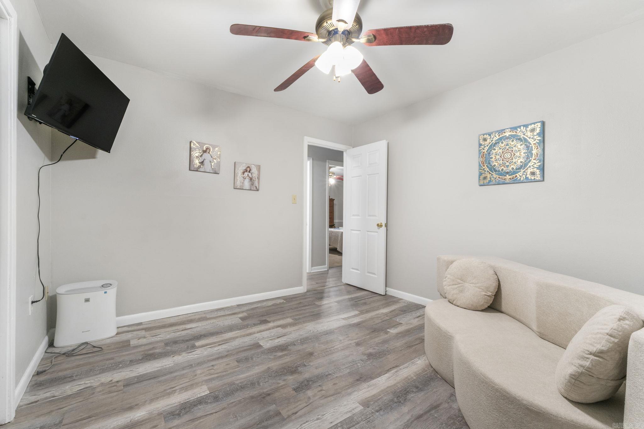 1200 Chris Drive Property Photo 21