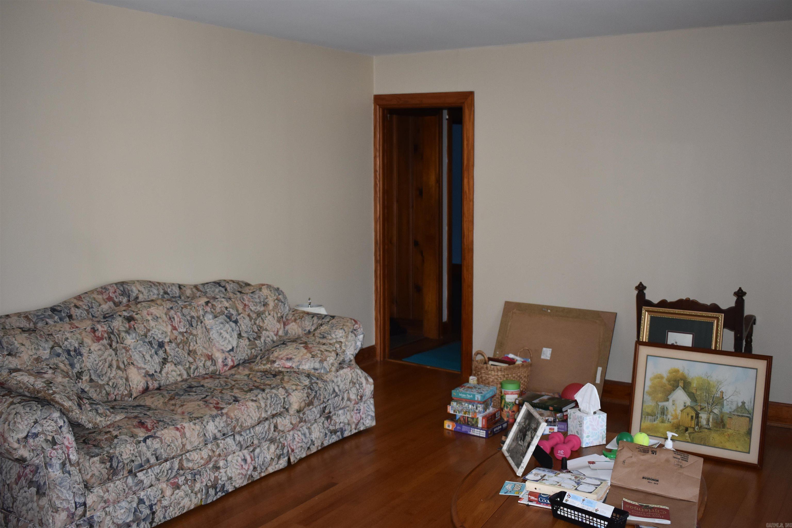 1721 W Arch Property Photo 6