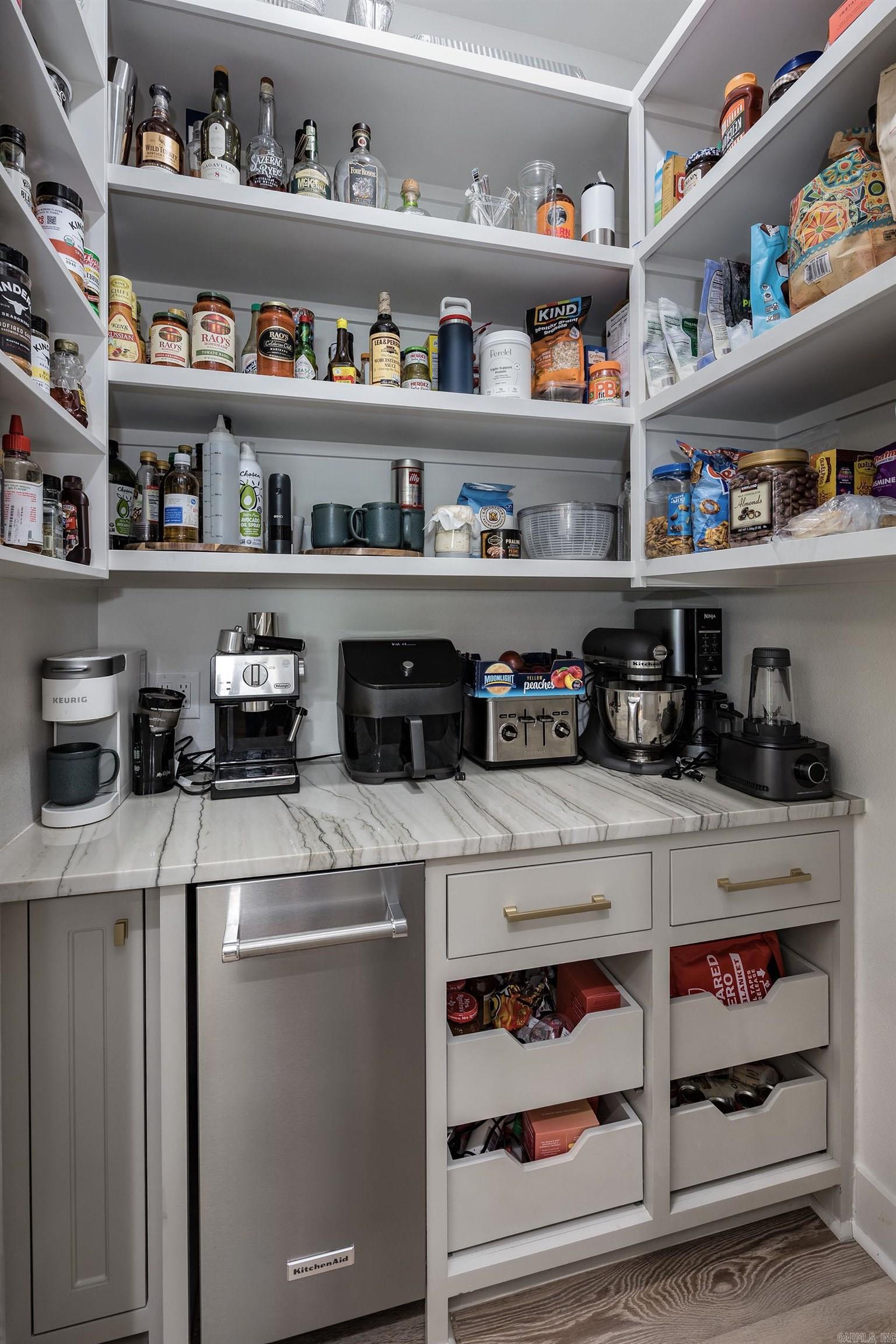 5 Mereville Place Property Photo 15
