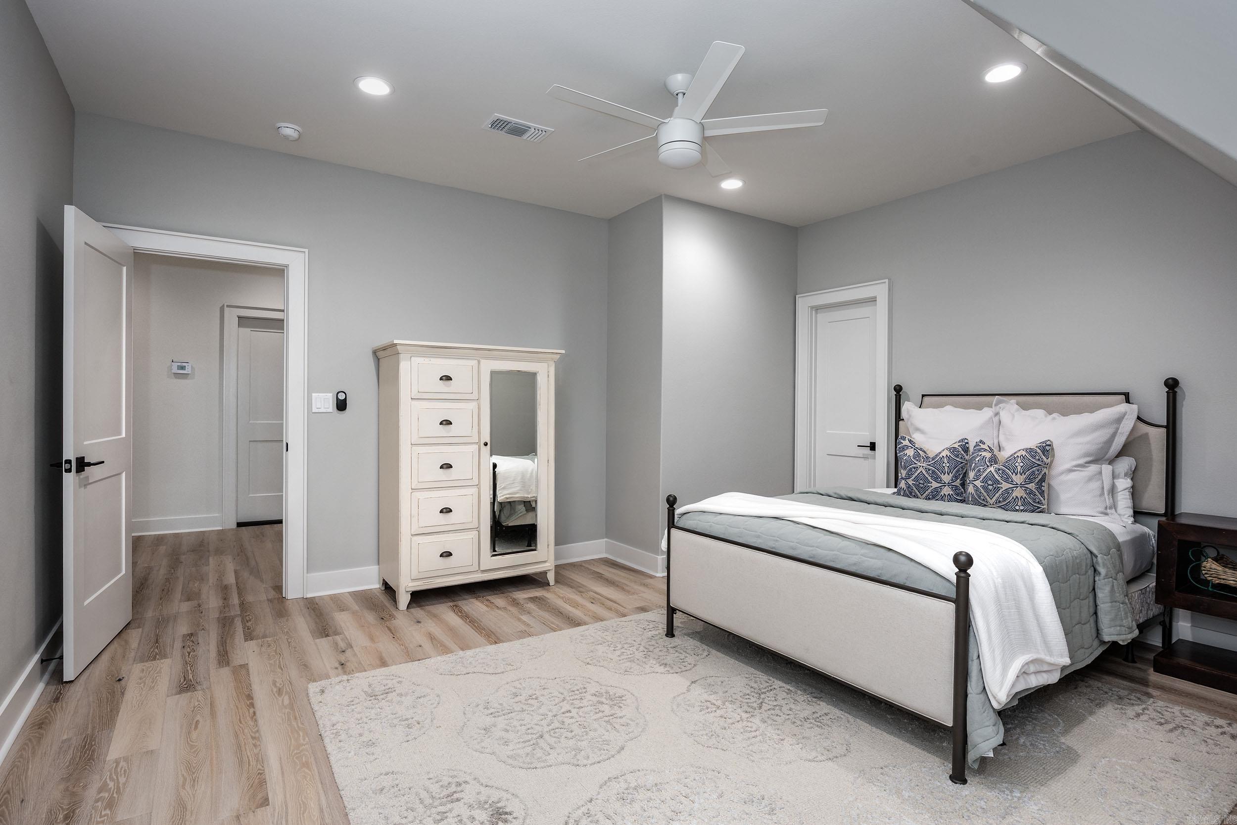 5 Mereville Place Property Photo 39