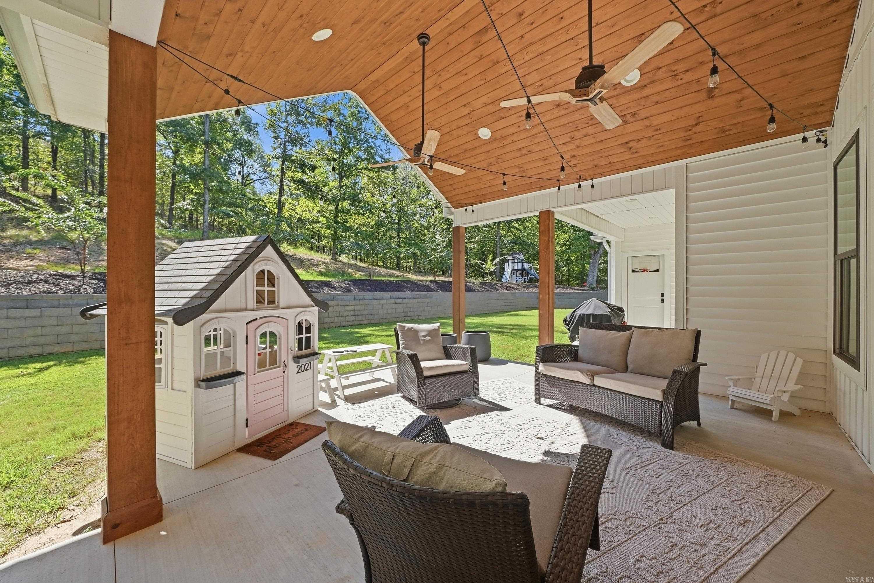 284 Northlake Cove Property Photo 38
