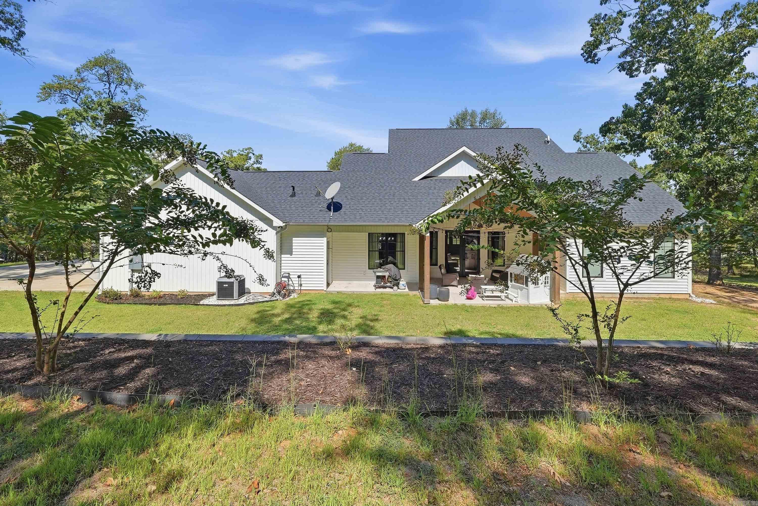 284 Northlake Cove Property Photo 40