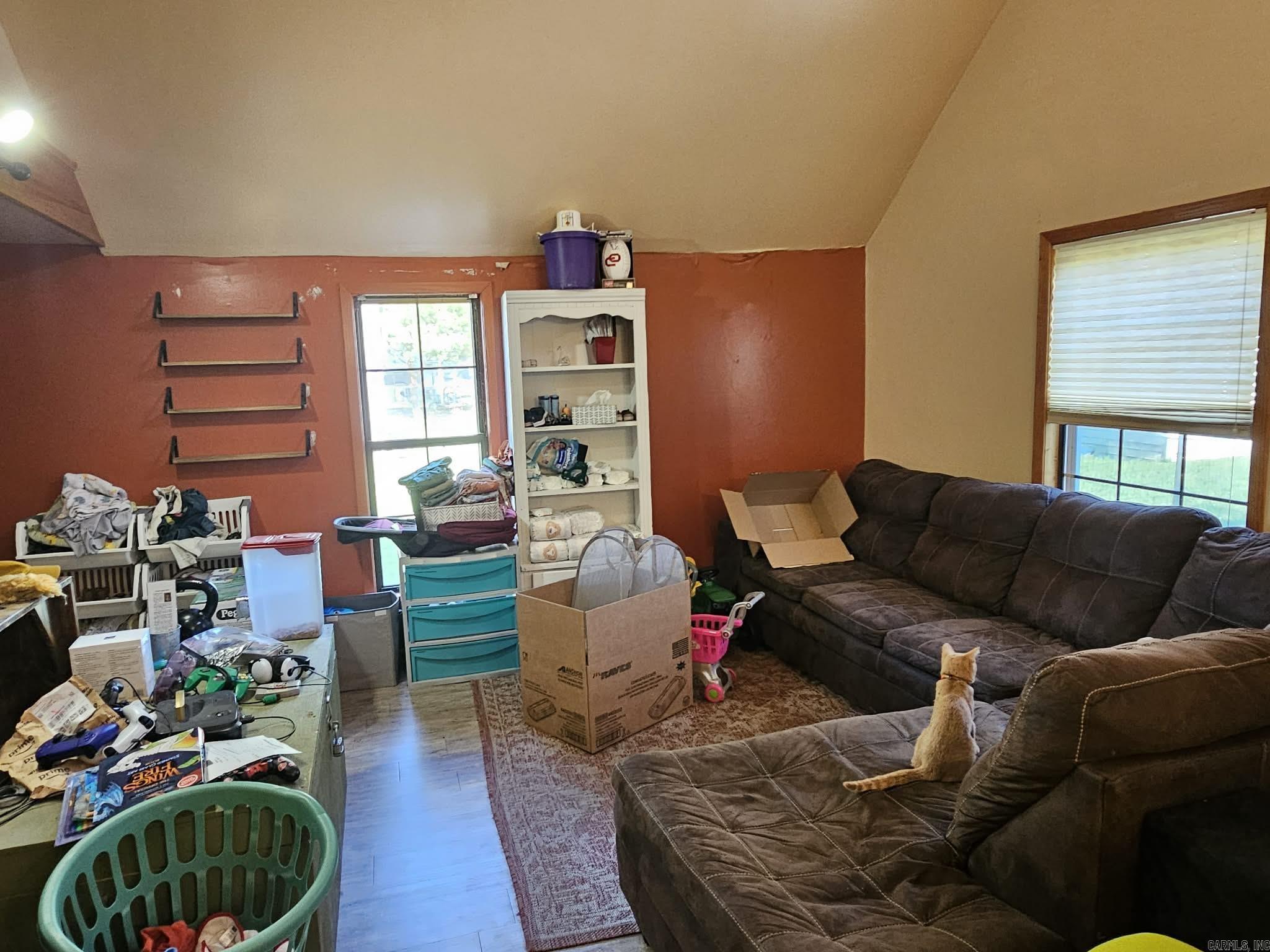 157 E Warren Street Property Photo 3