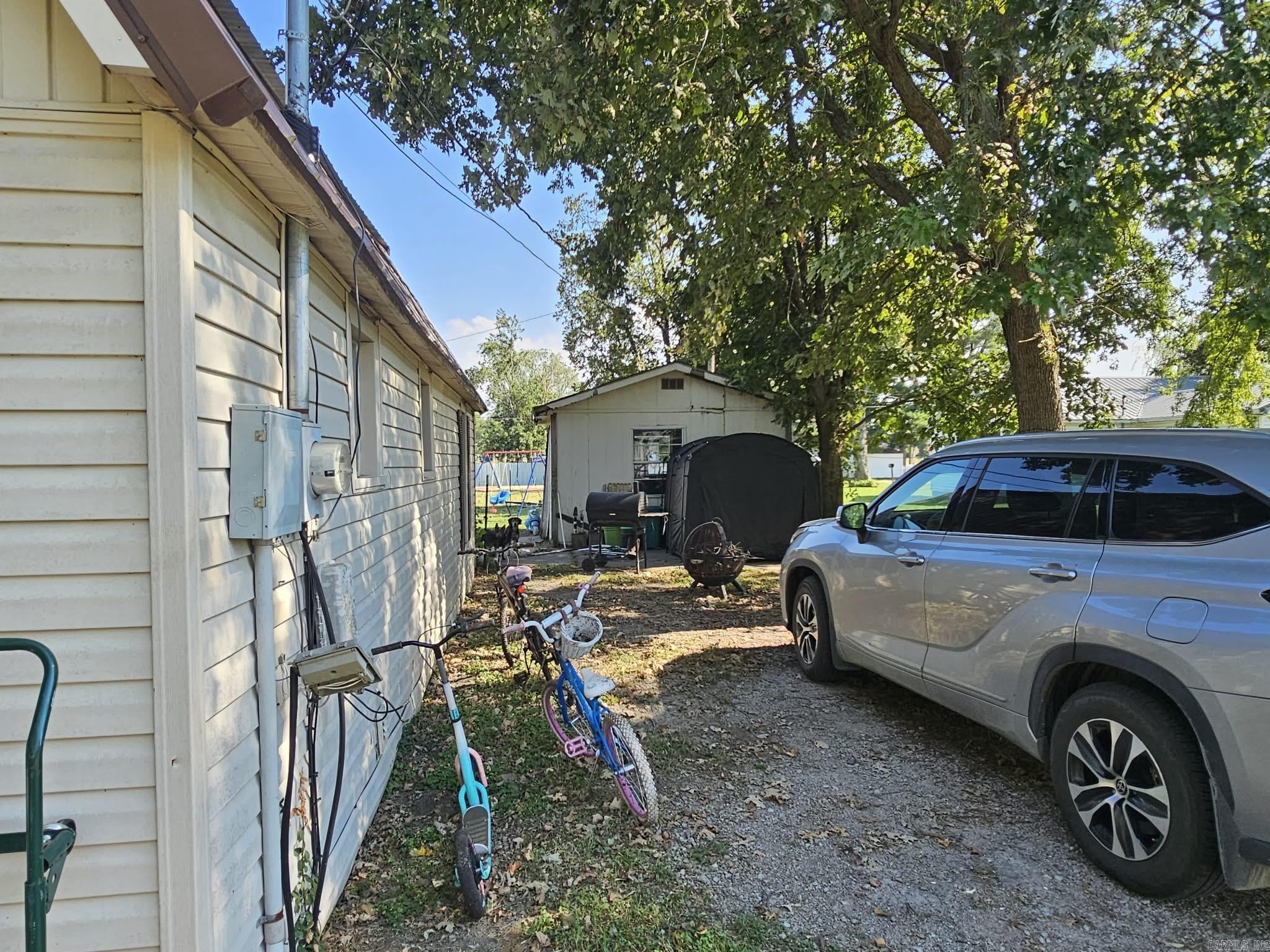 157 E Warren Street Property Photo 15