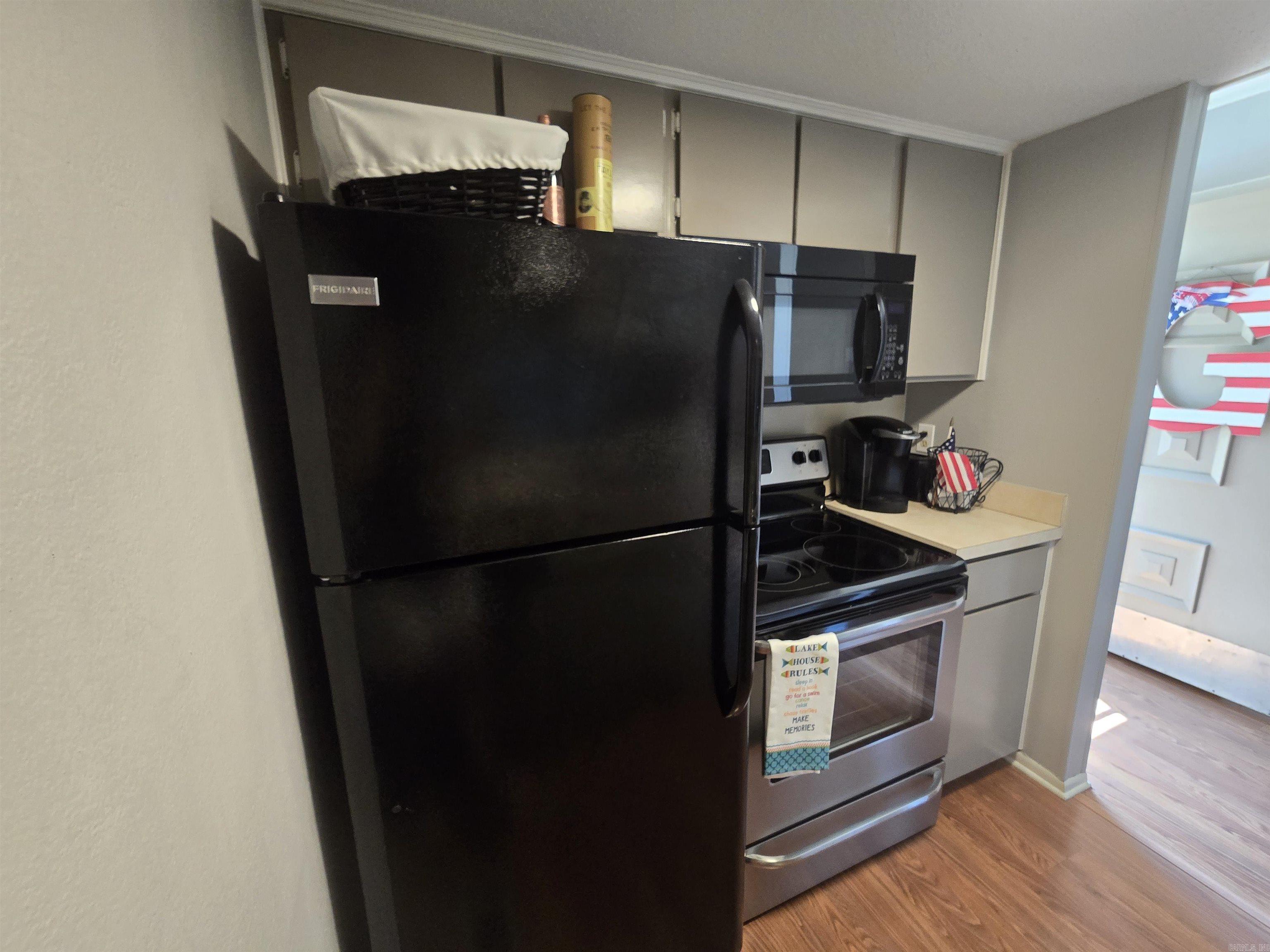104 Chelsea Drive 36 Property Photo 6