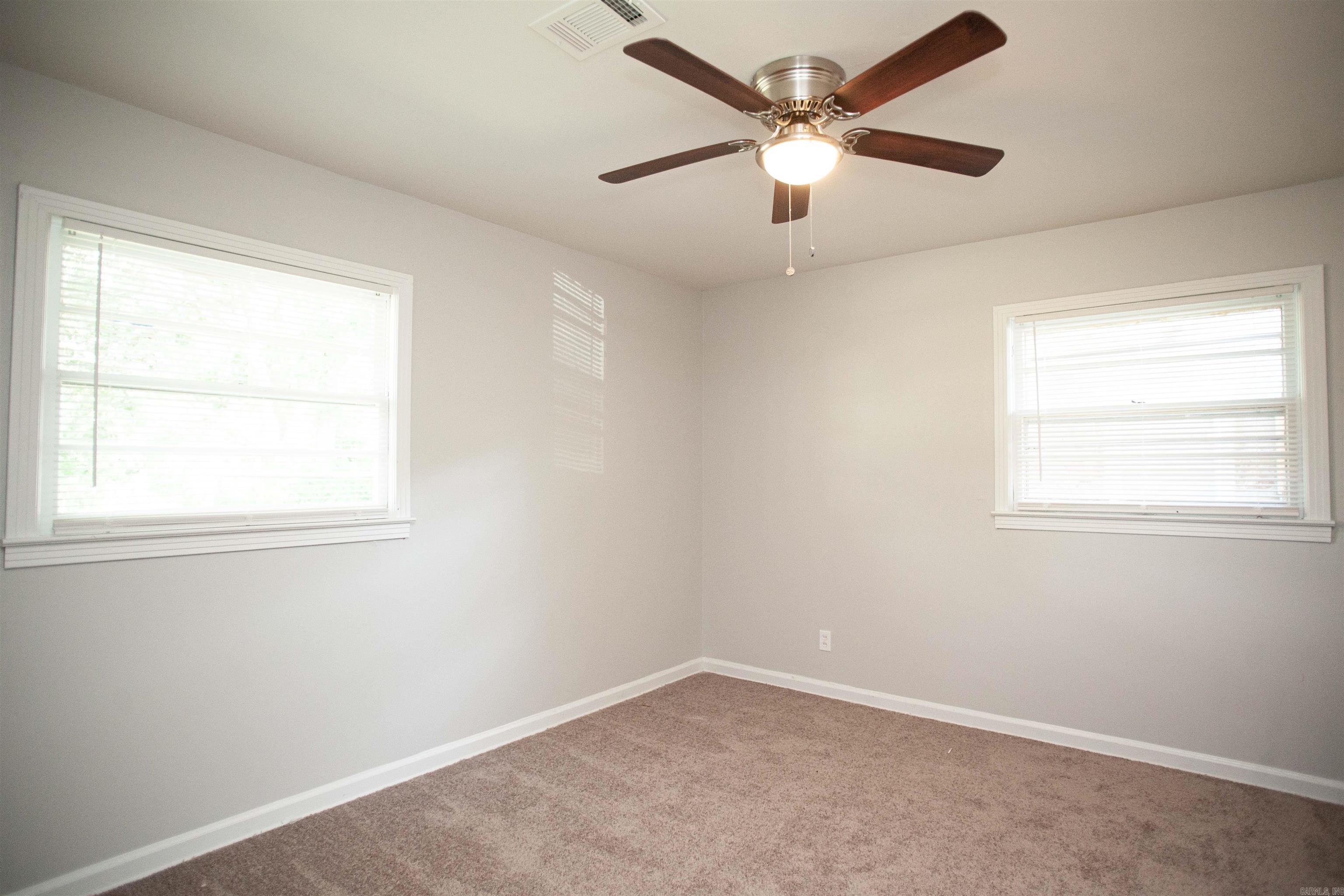 538 Water Street Property Photo 9