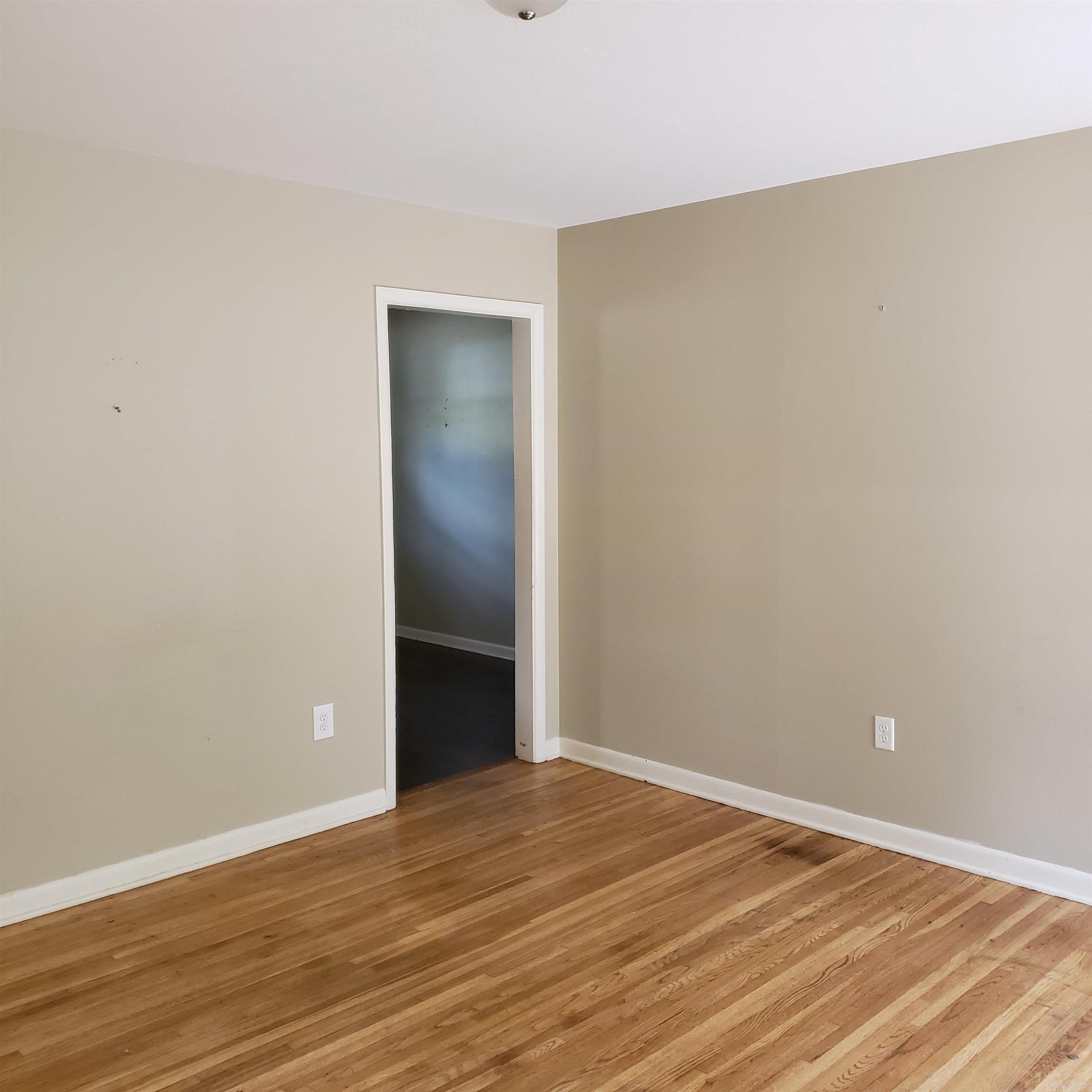 5324 Chandler Street Property Photo 3