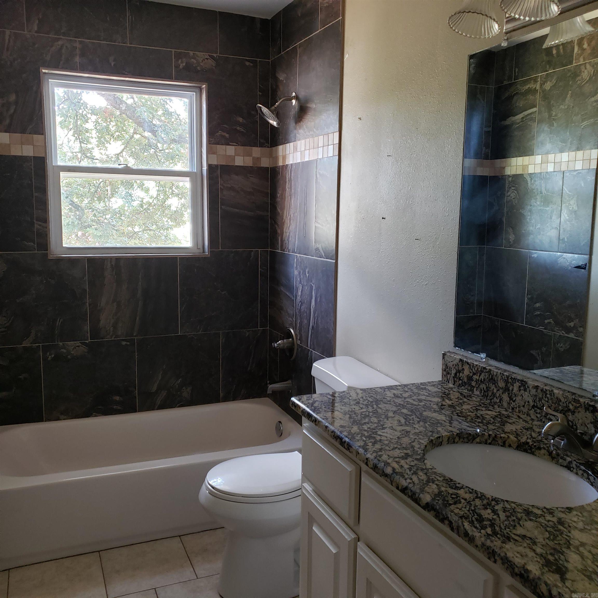 5324 Chandler Street Property Photo 8