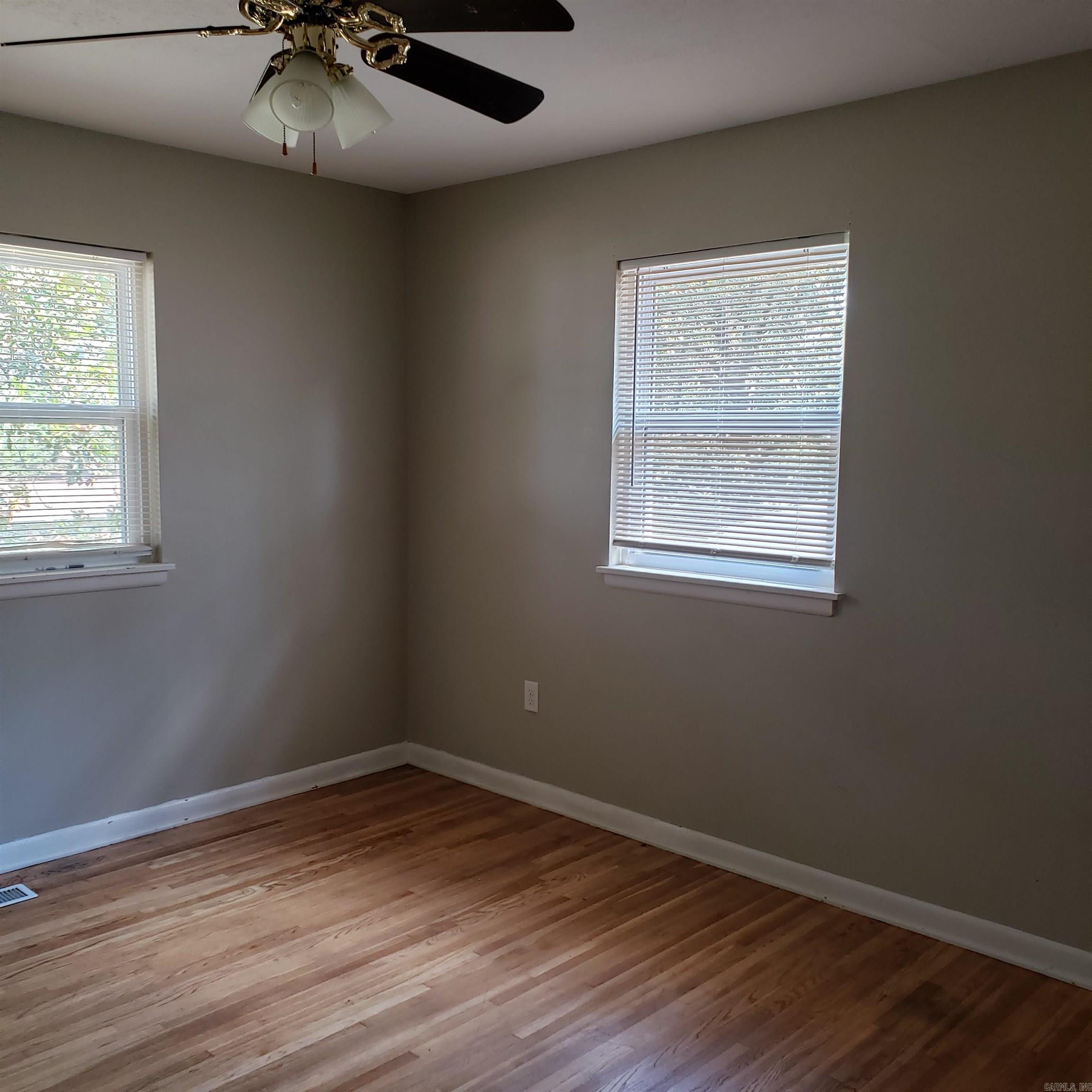 5324 Chandler Street Property Photo 10