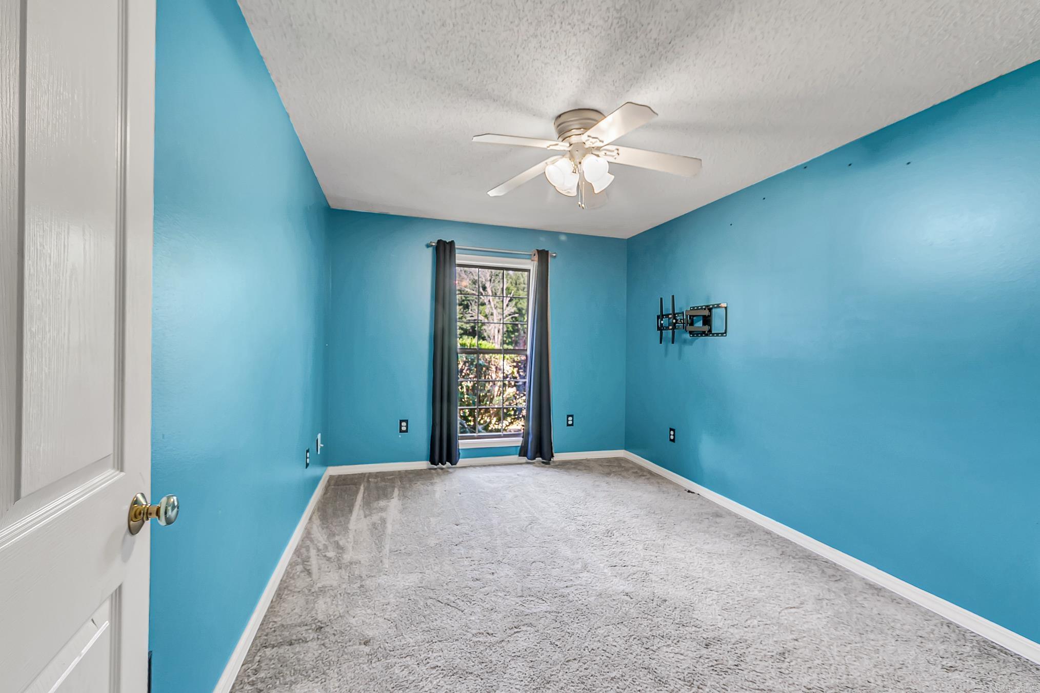 85 Williamsburg Cove Property Photo 25