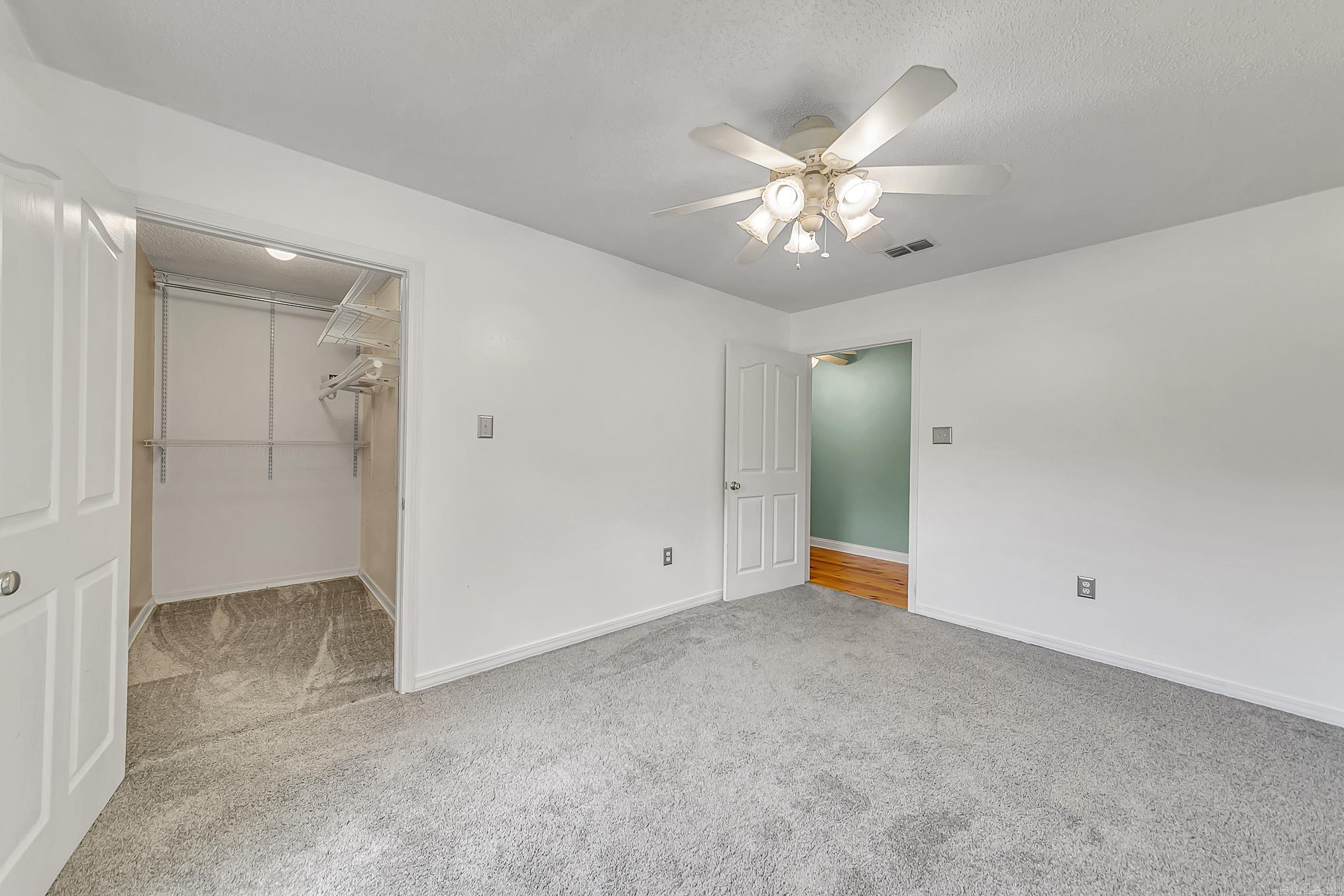 85 Williamsburg Cove Property Photo 28