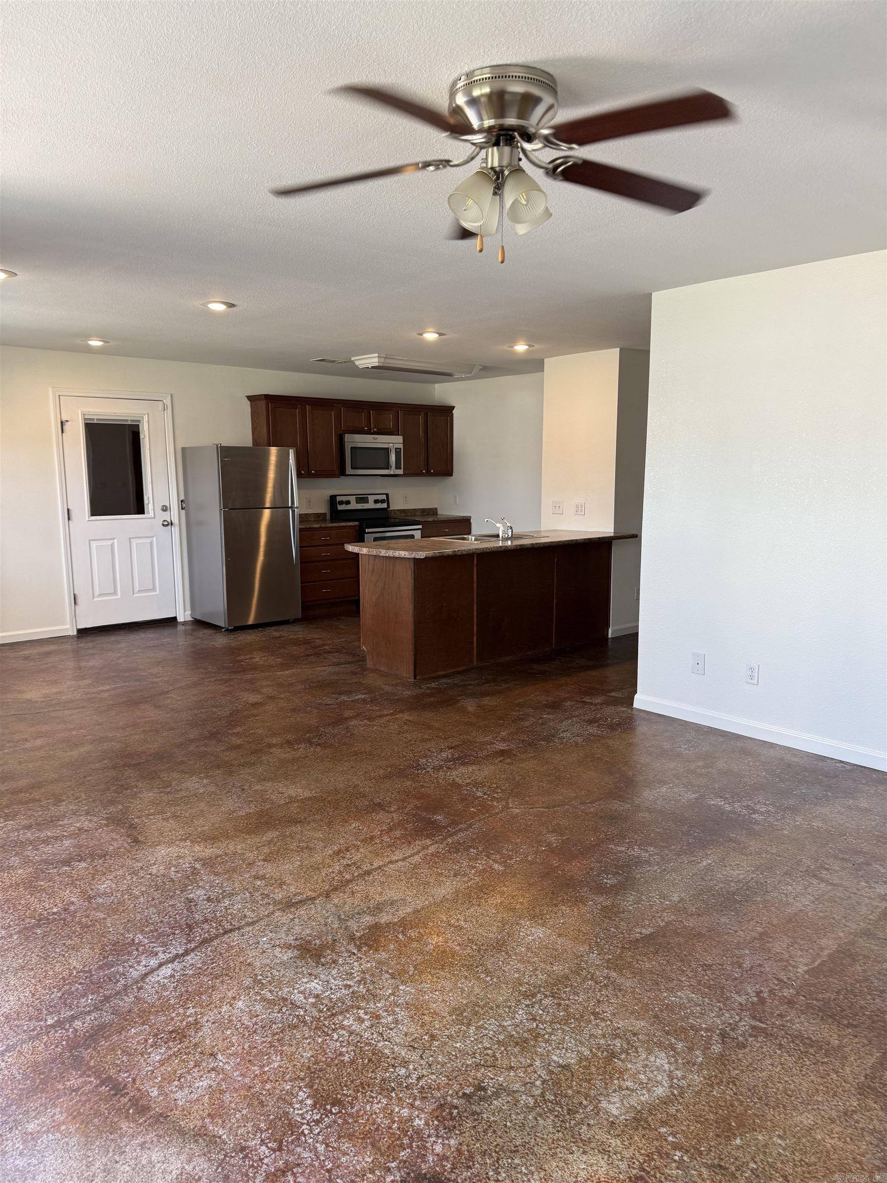 404 Allyson Drive Property Photo 2