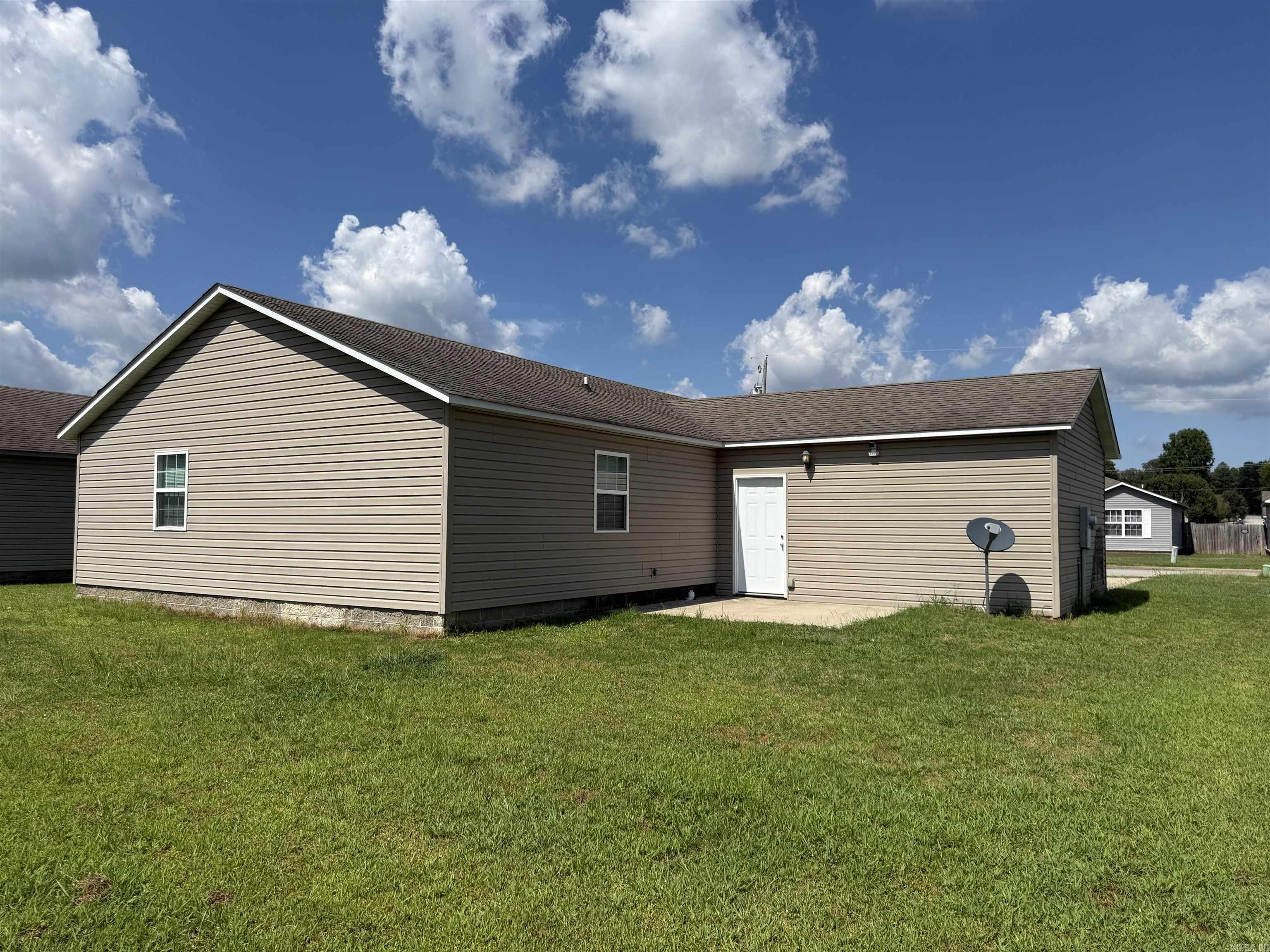 404 Allyson Drive Property Photo 16