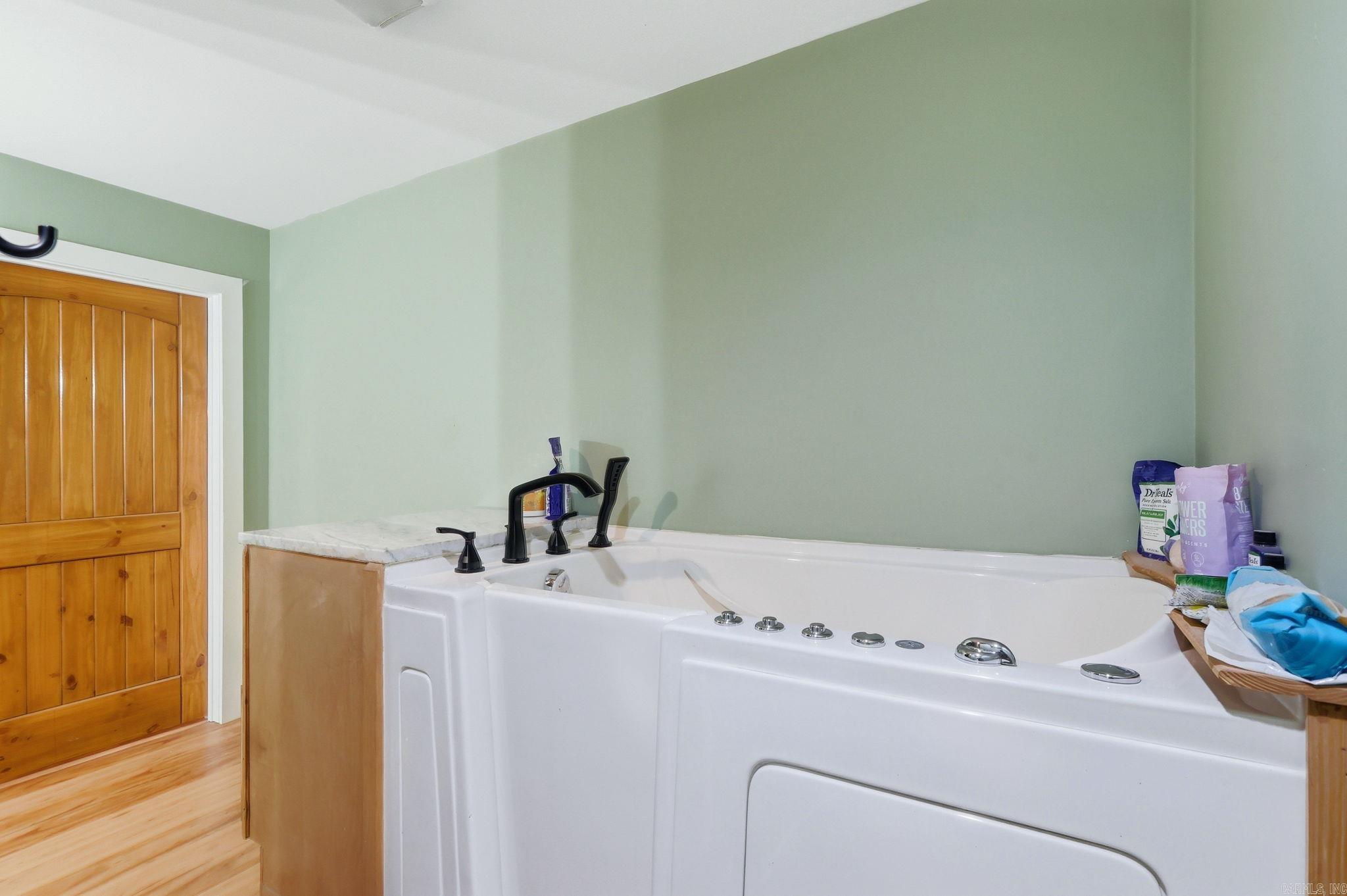 292 Easy Street Property Photo 21