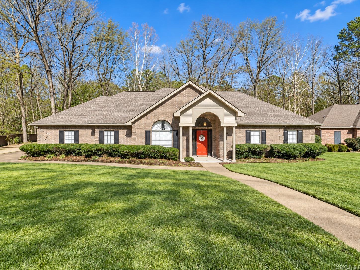 33 Timber Ridge Circle Property Photo 1