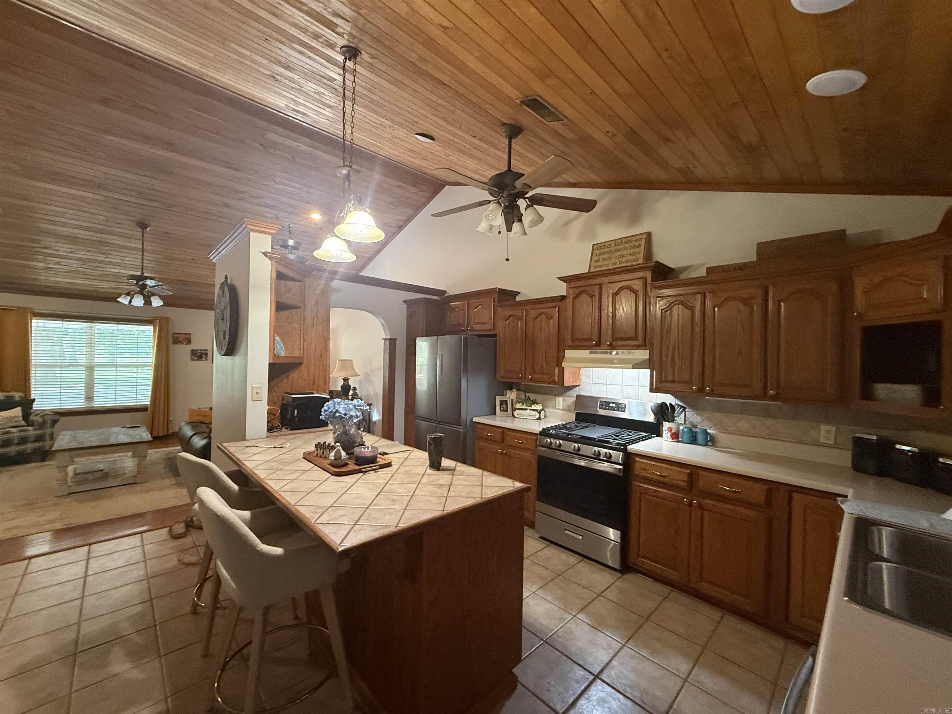 170 Roetzel Road Property Photo 9