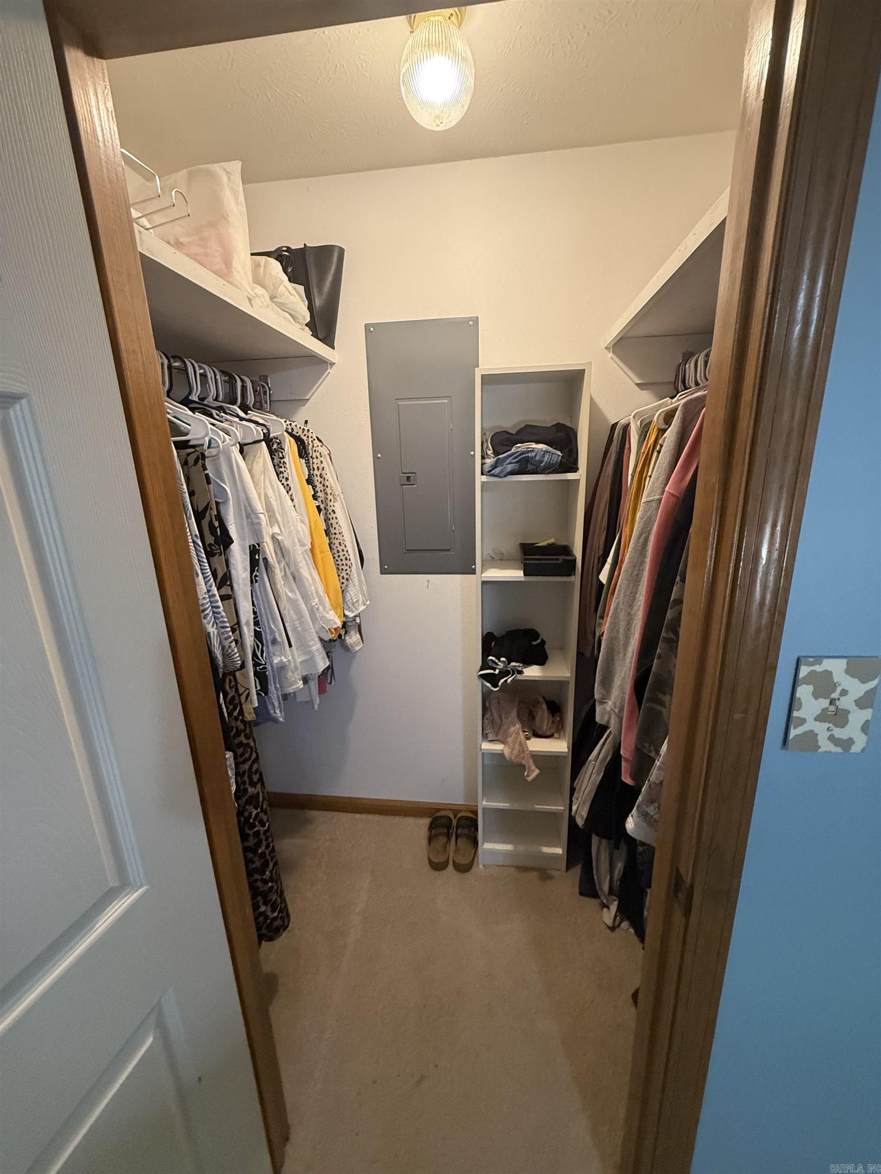 170 Roetzel Road Property Photo 17
