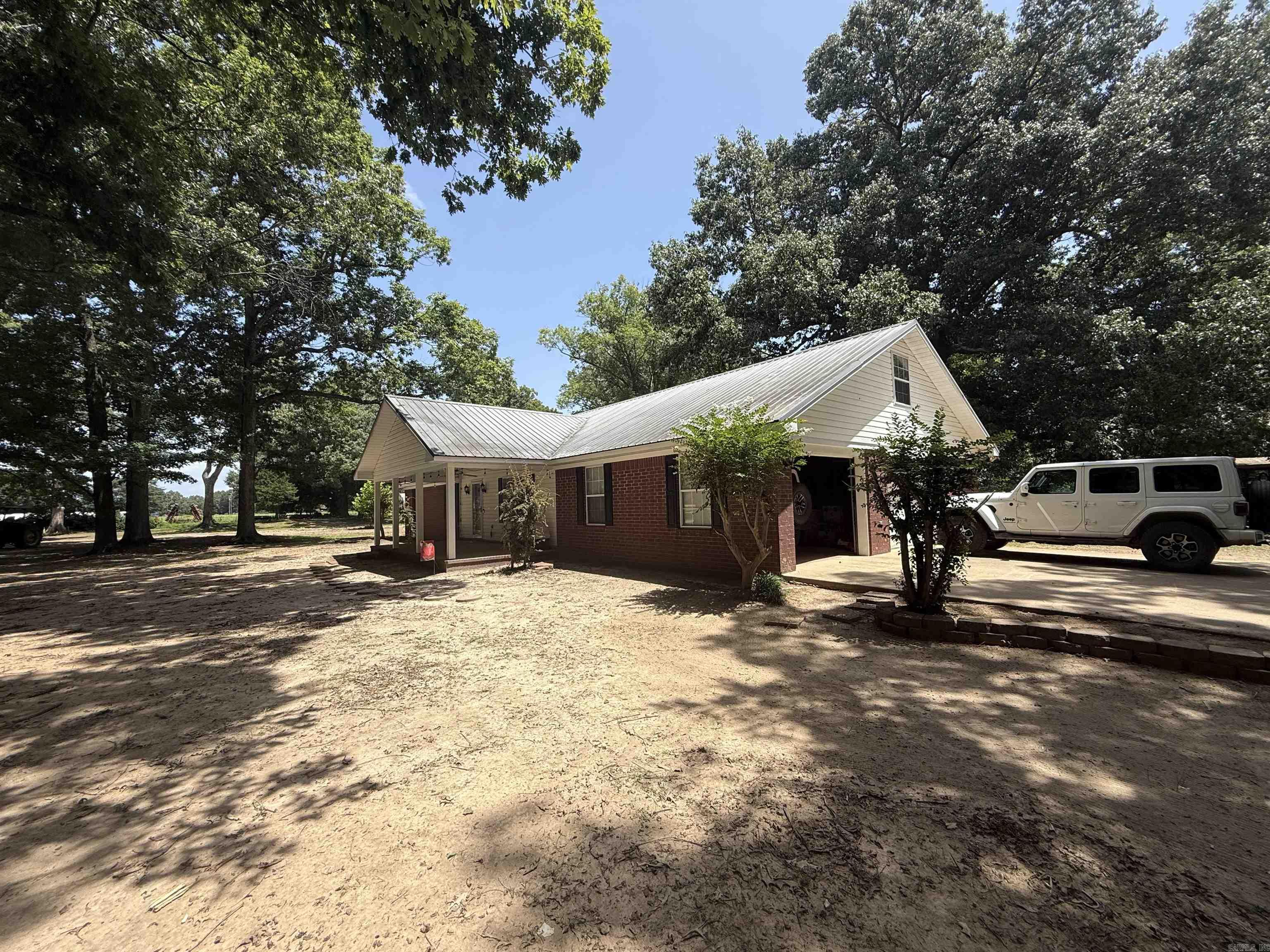 170 Roetzel Road Property Photo 22
