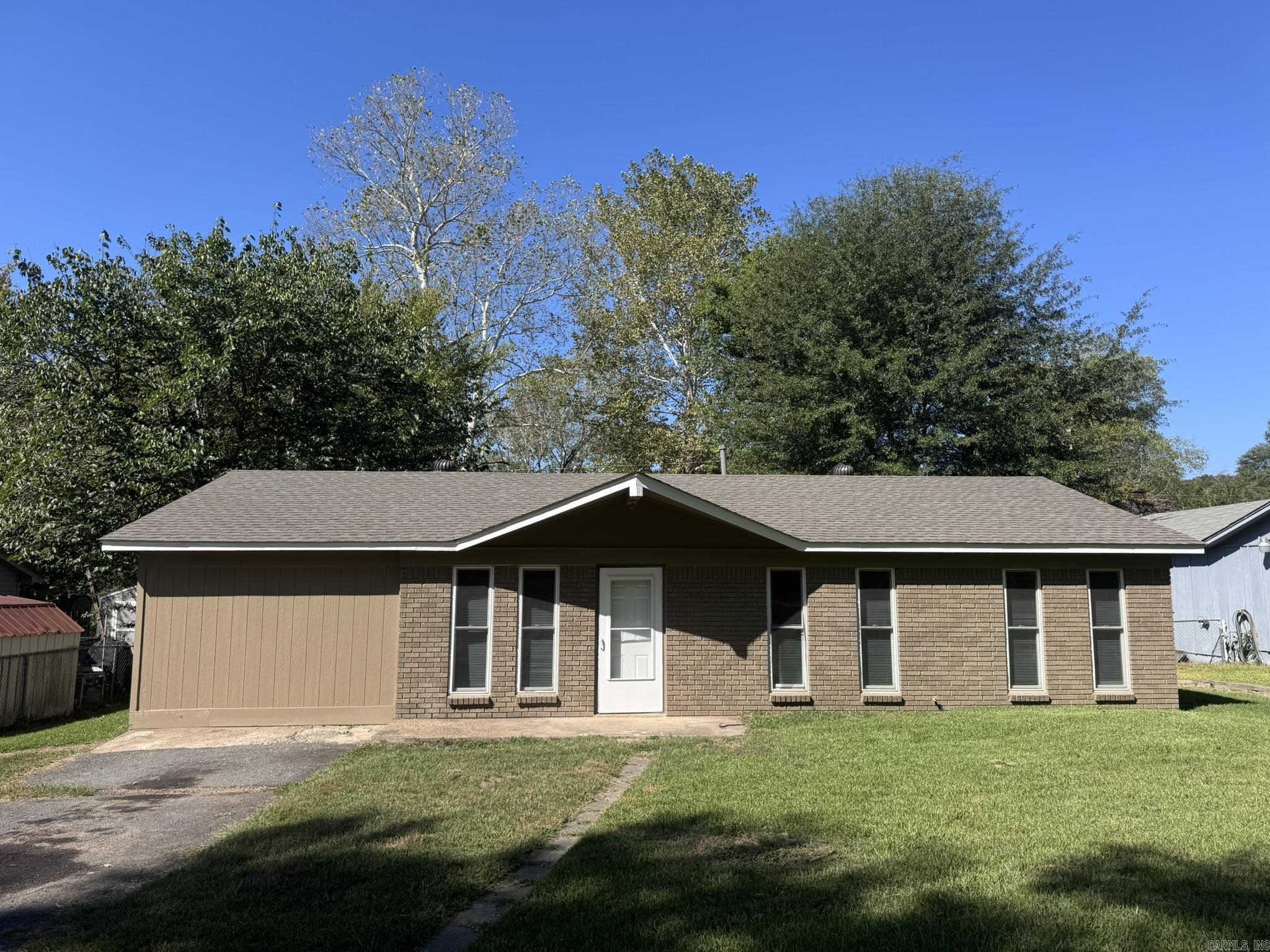 21 Compass Point Street Property Photo 1