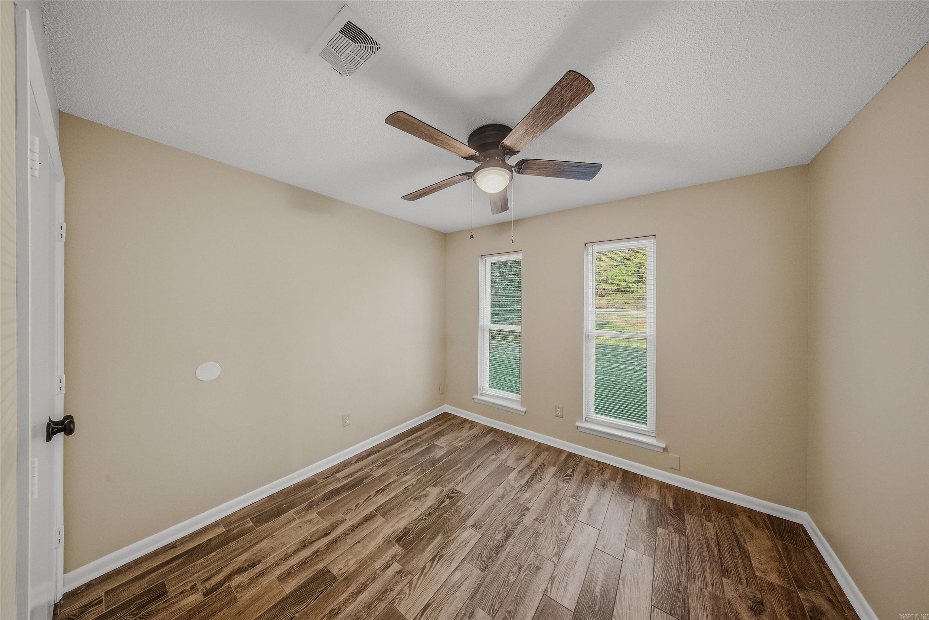 21 Compass Point Street Property Photo 15