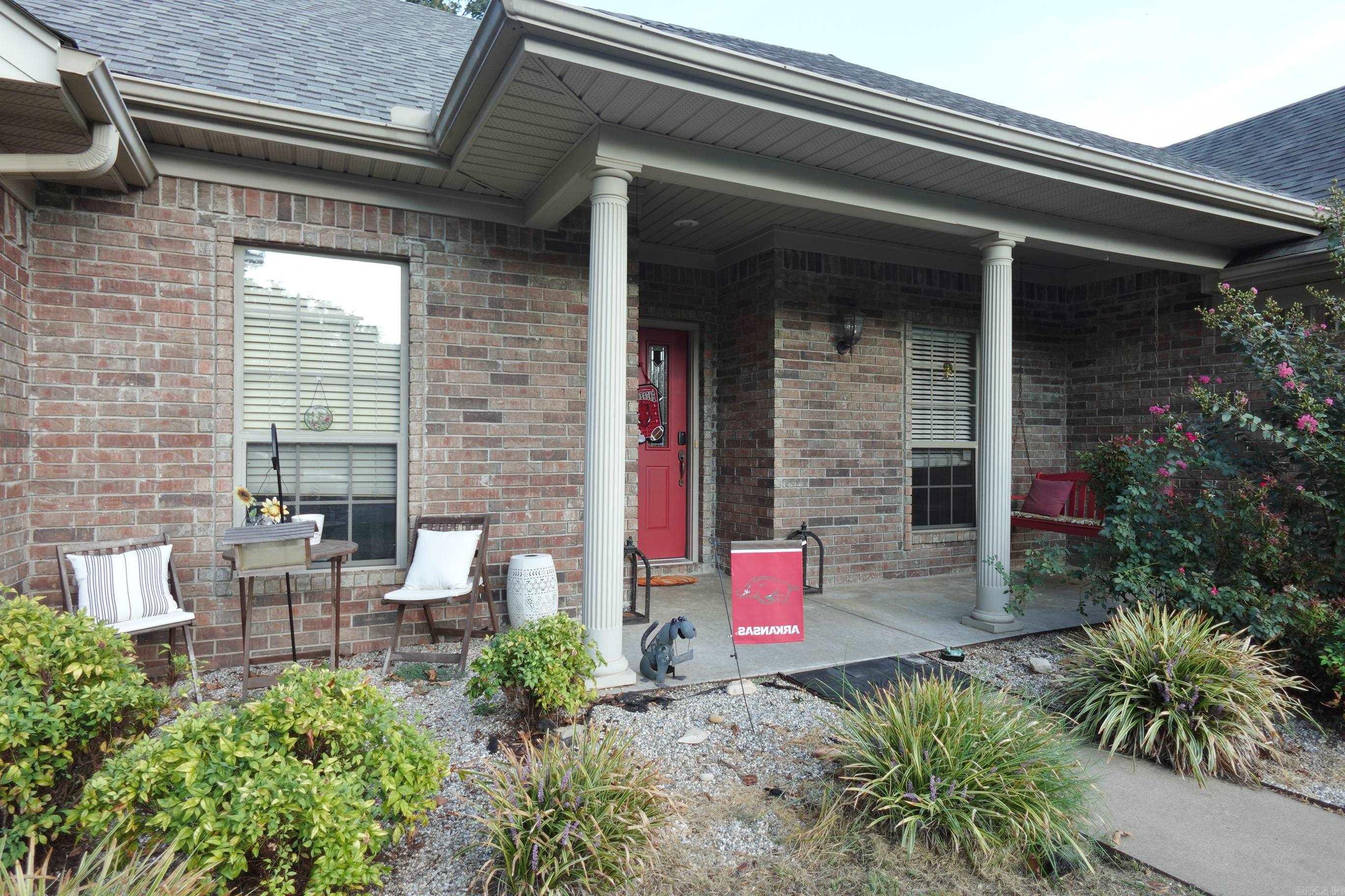 1120 Spatz Circle Property Photo 3