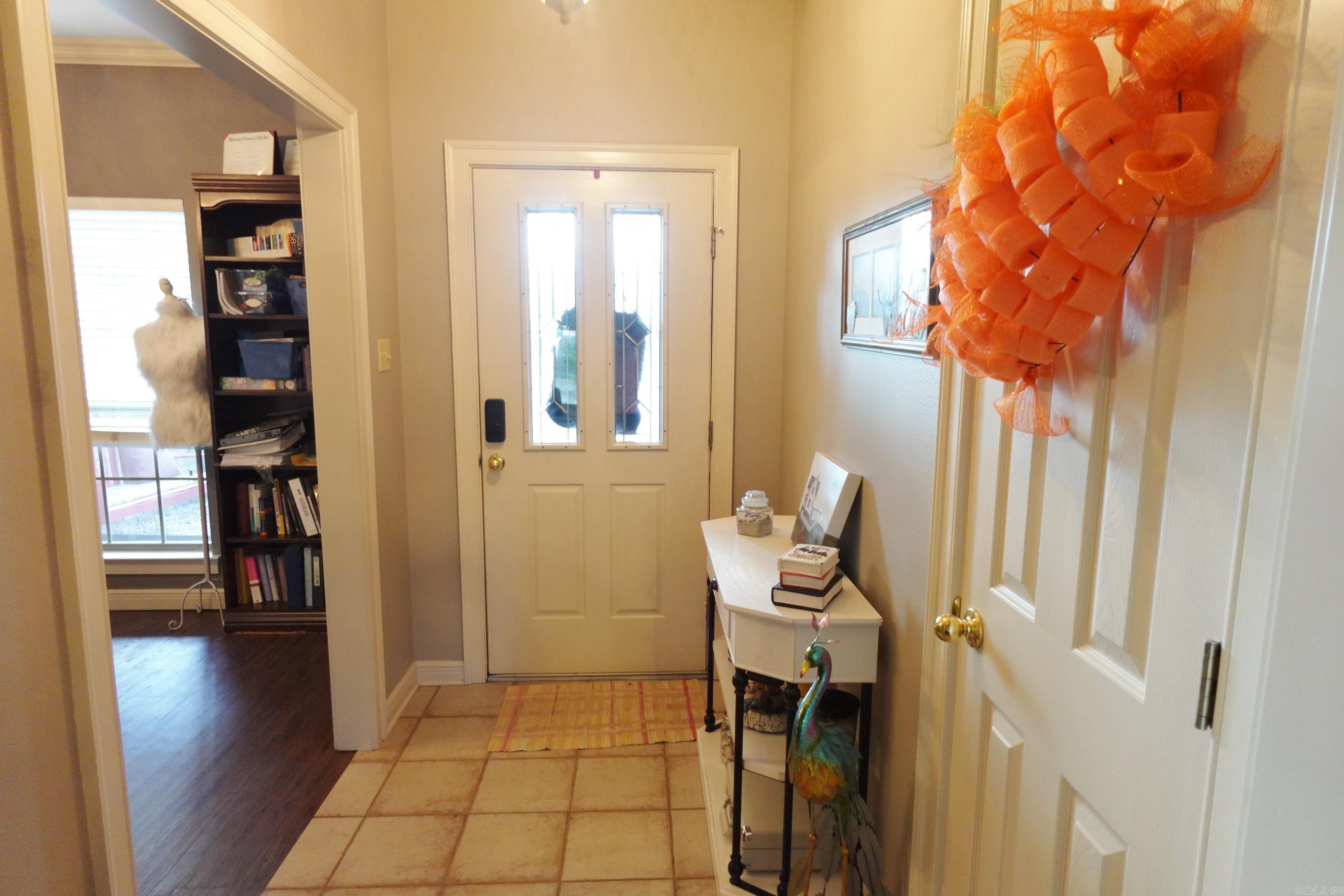 1120 Spatz Circle Property Photo 5