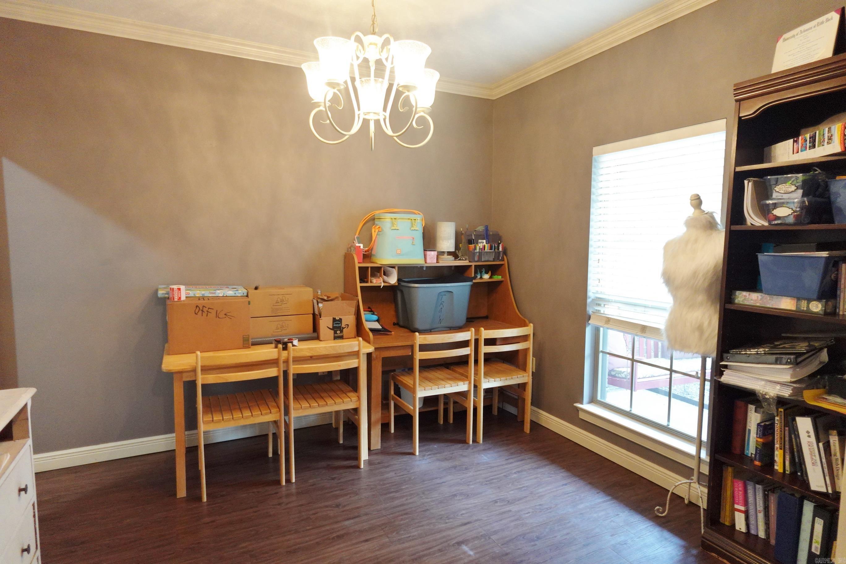 1120 Spatz Circle Property Photo 6