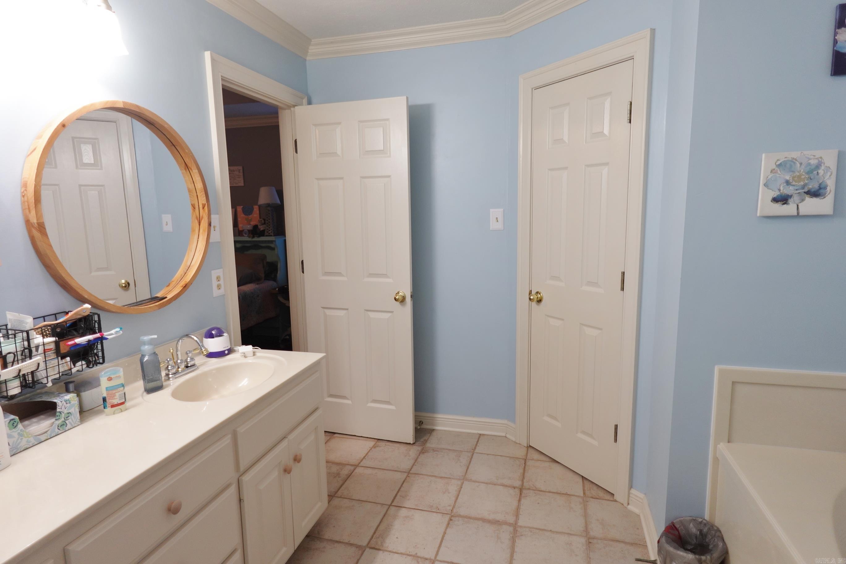 1120 Spatz Circle Property Photo 26