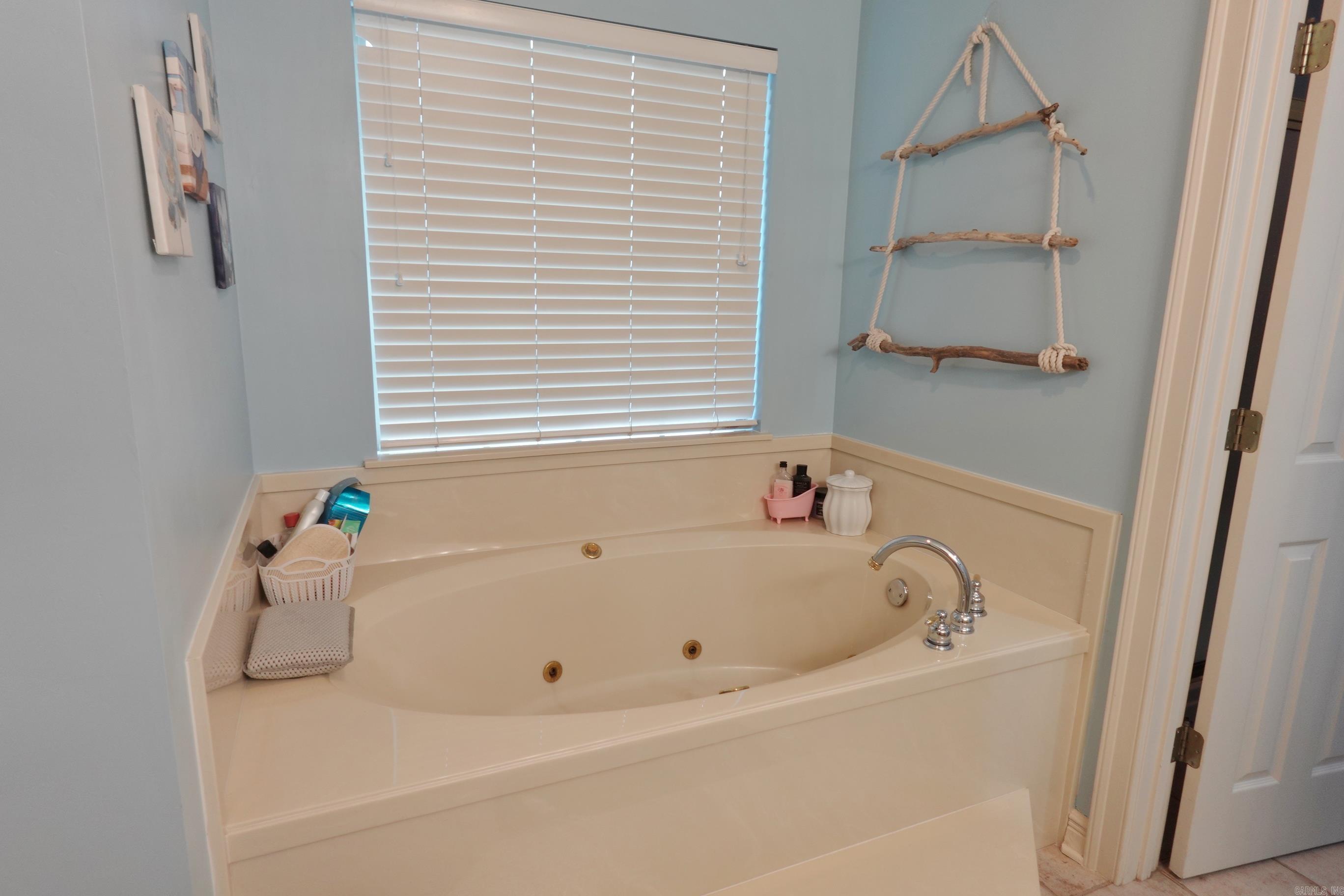 1120 Spatz Circle Property Photo 28