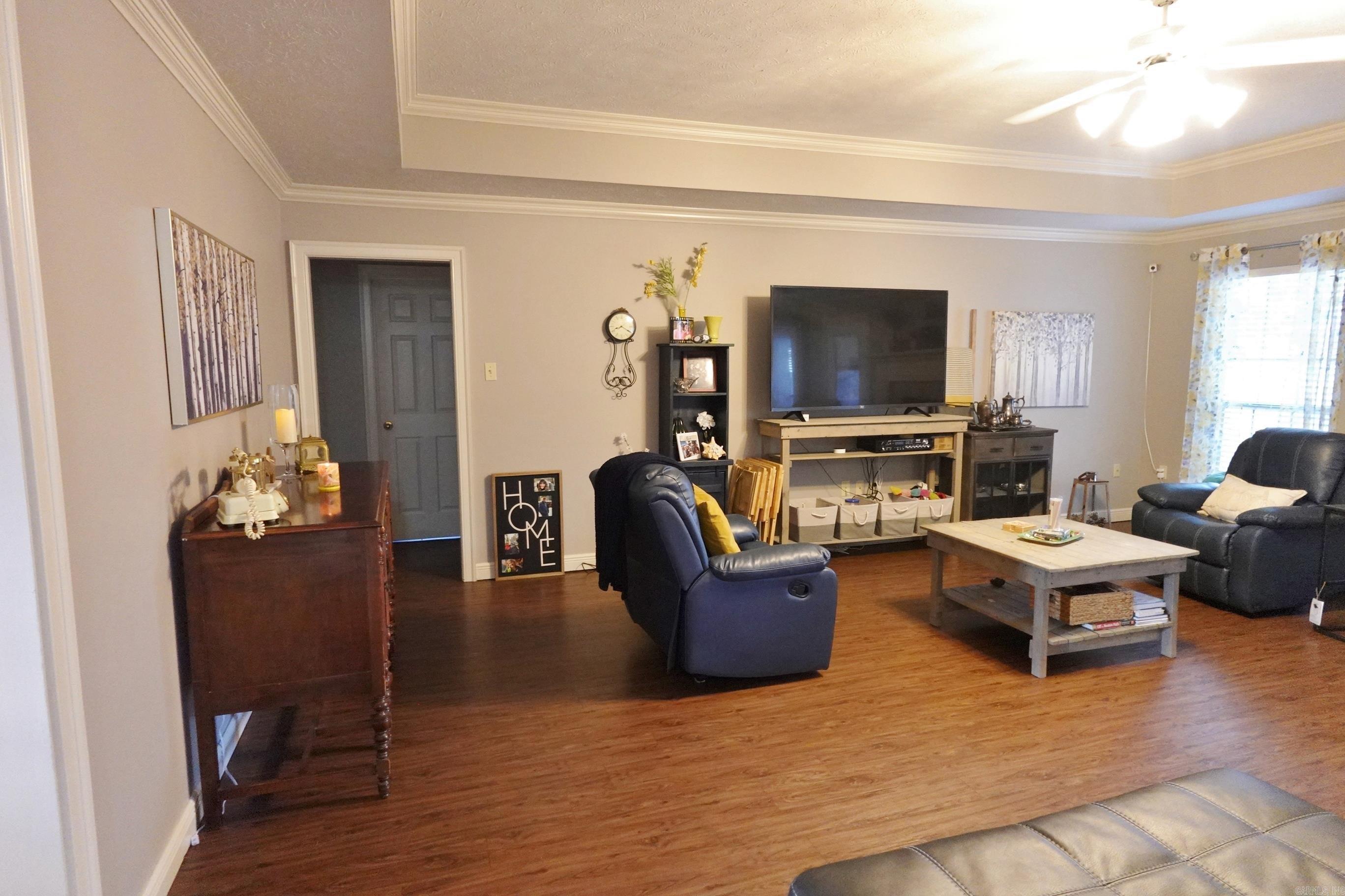 1120 Spatz Circle Property Photo 32