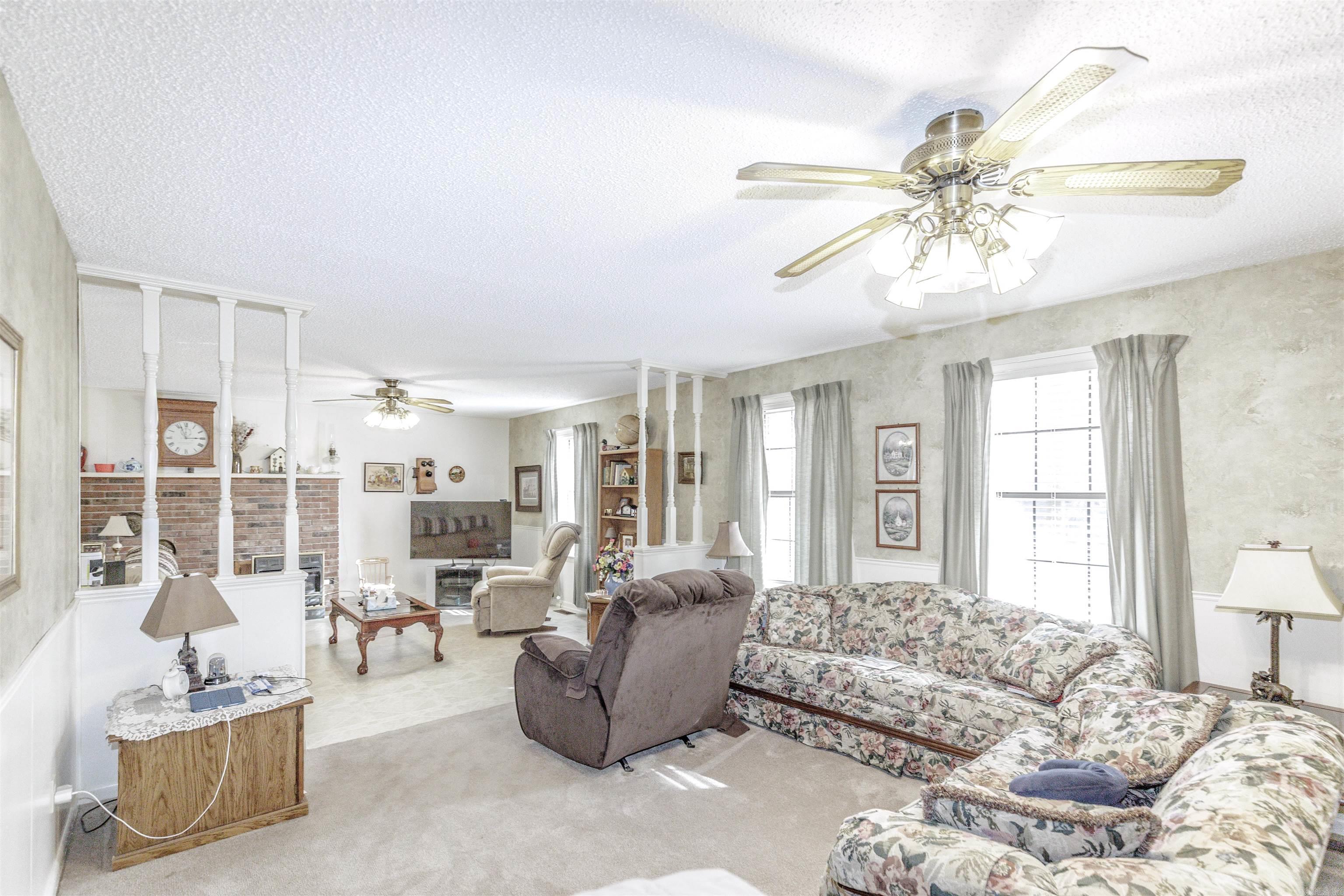 3438 W Highway 60 Property Photo 10