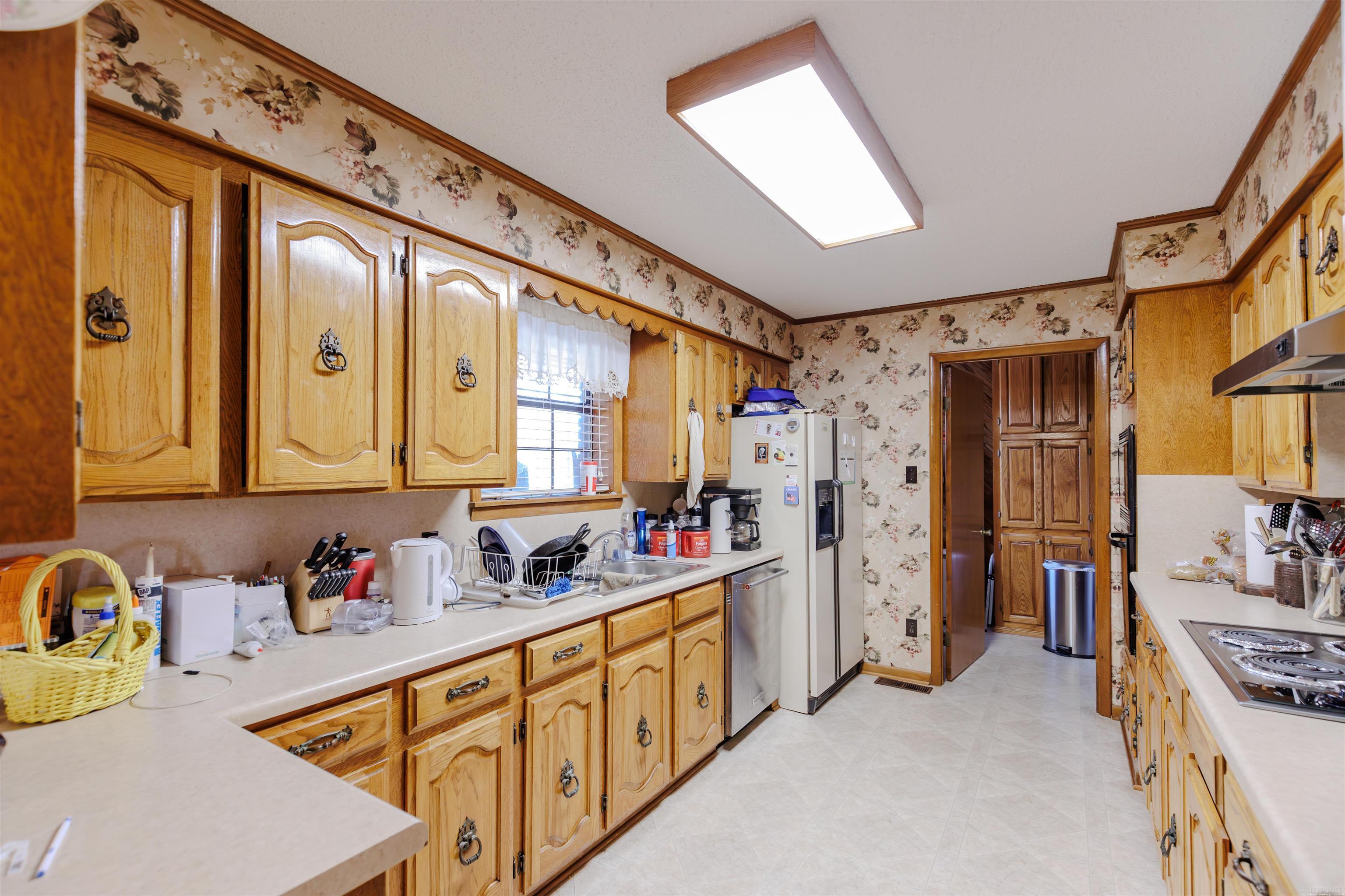 3438 W Highway 60 Property Photo 15