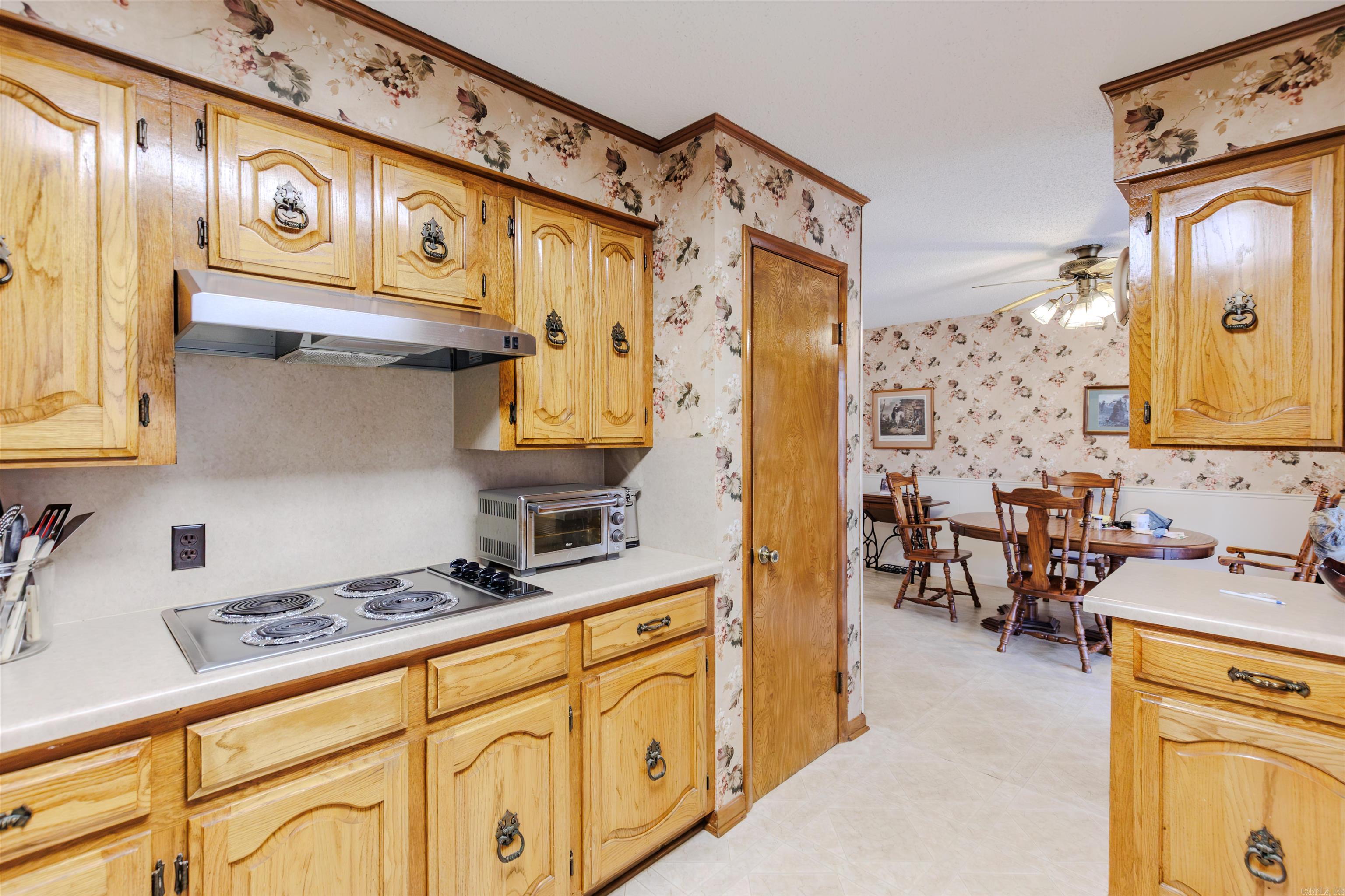 3438 W Highway 60 Property Photo 18