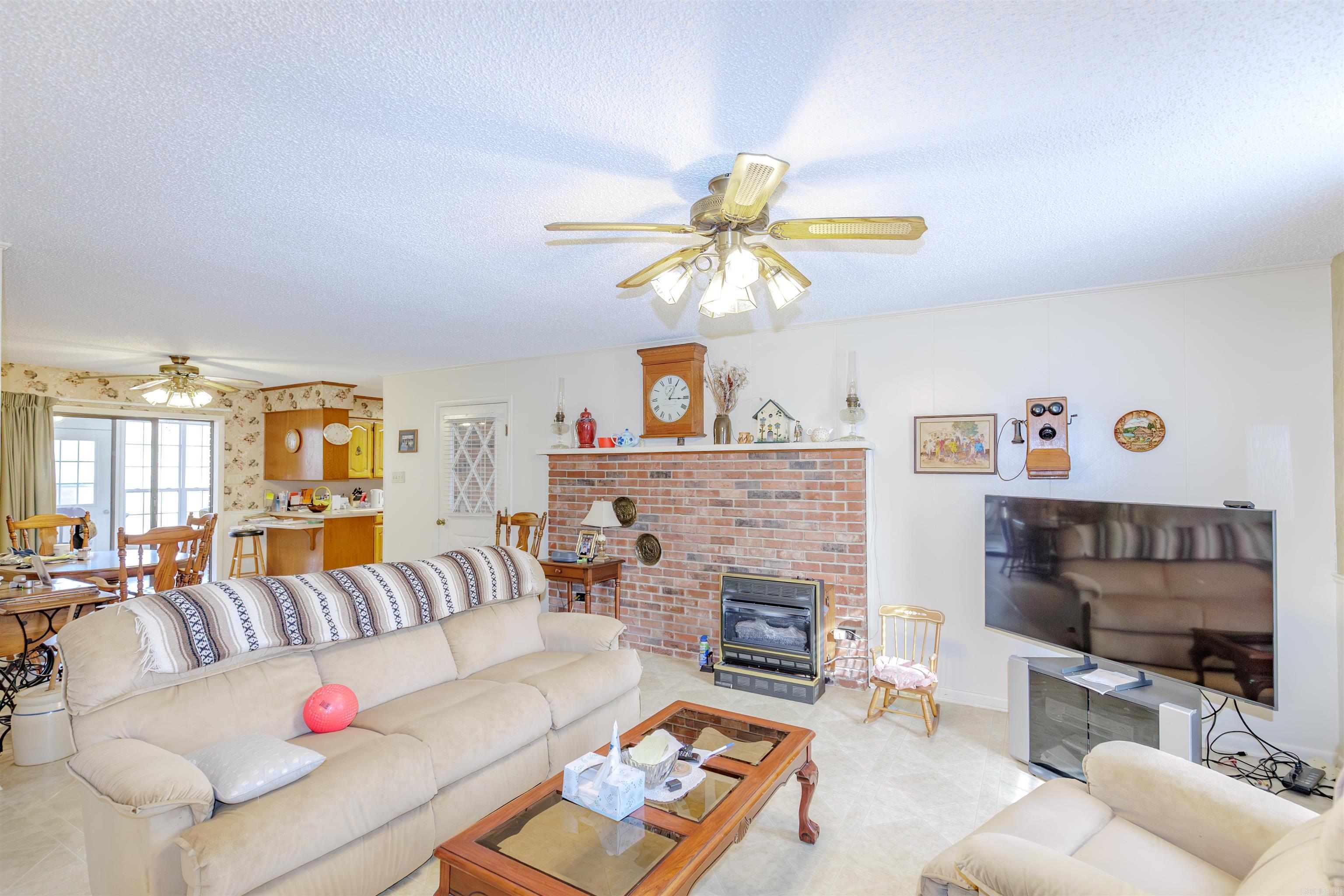 3438 W Highway 60 Property Photo 21