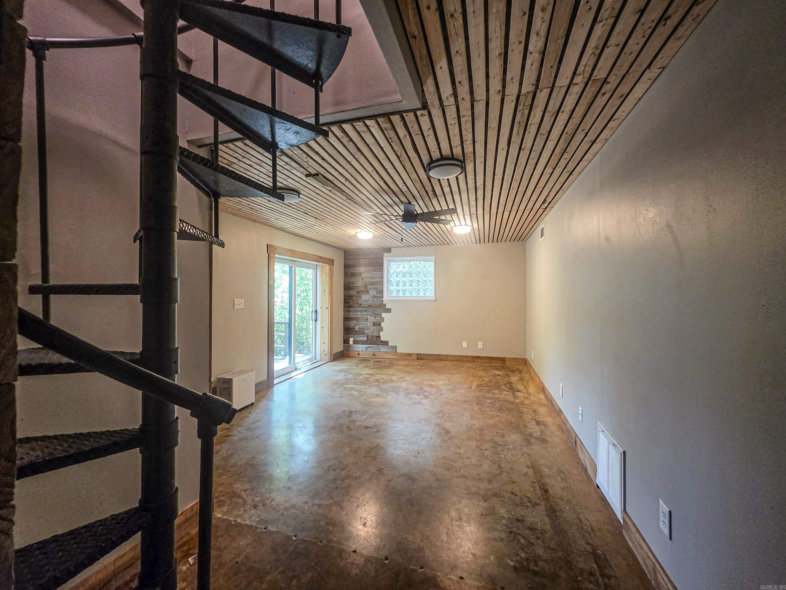 3 Neda Circle Property Photo 16