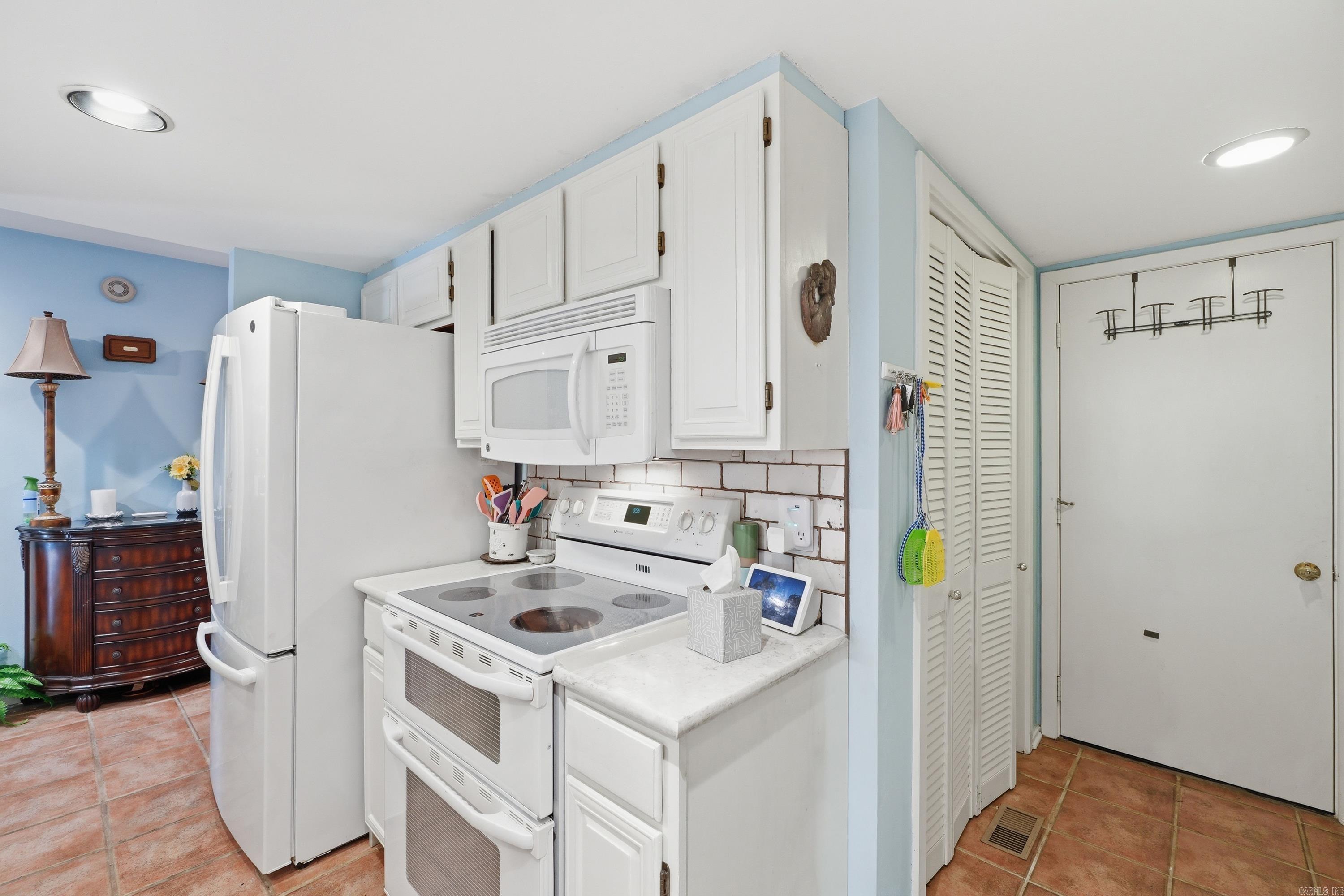 601 Woodlawn #20 Drive 20 Property Photo 13