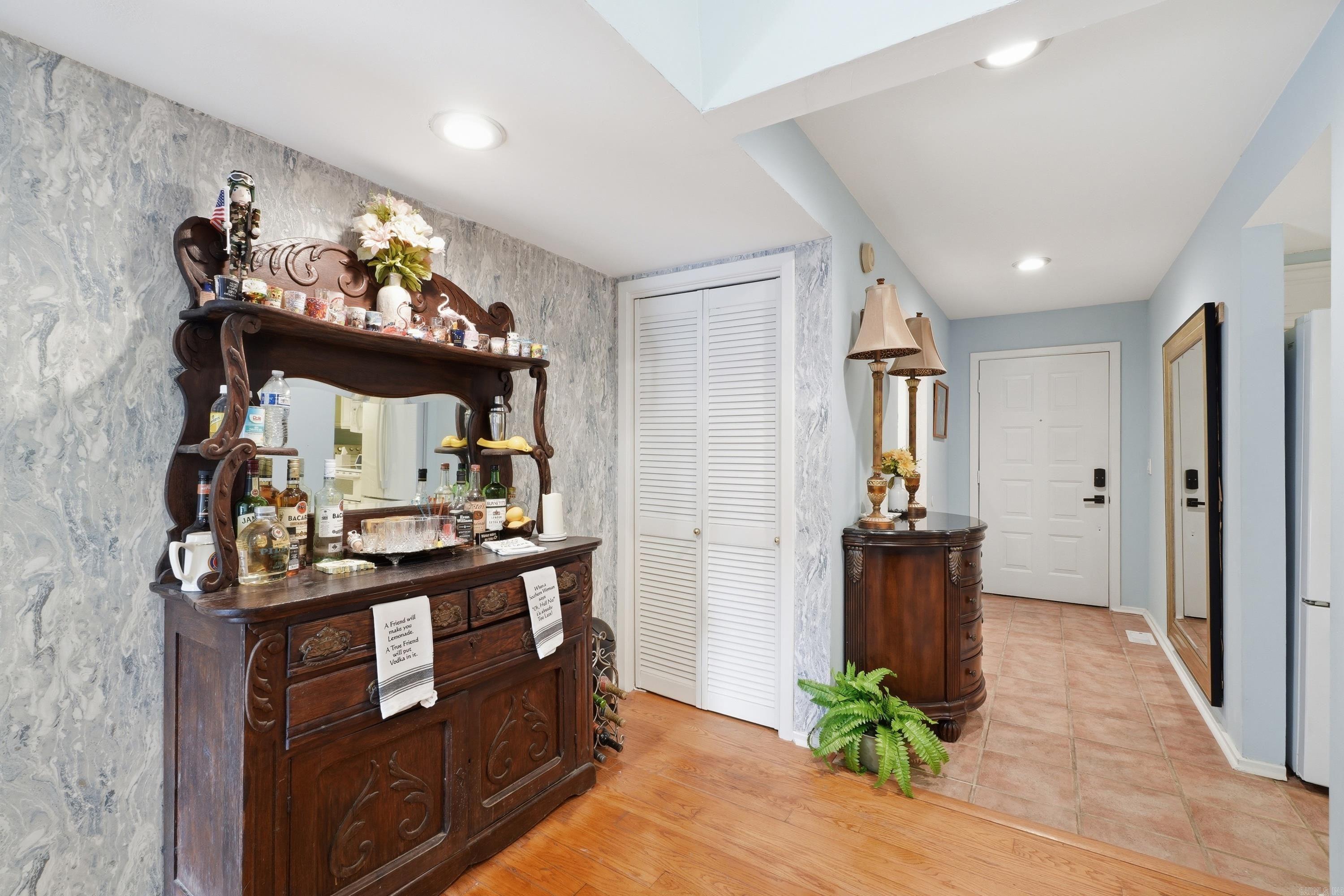 601 Woodlawn #20 Drive 20 Property Photo 17