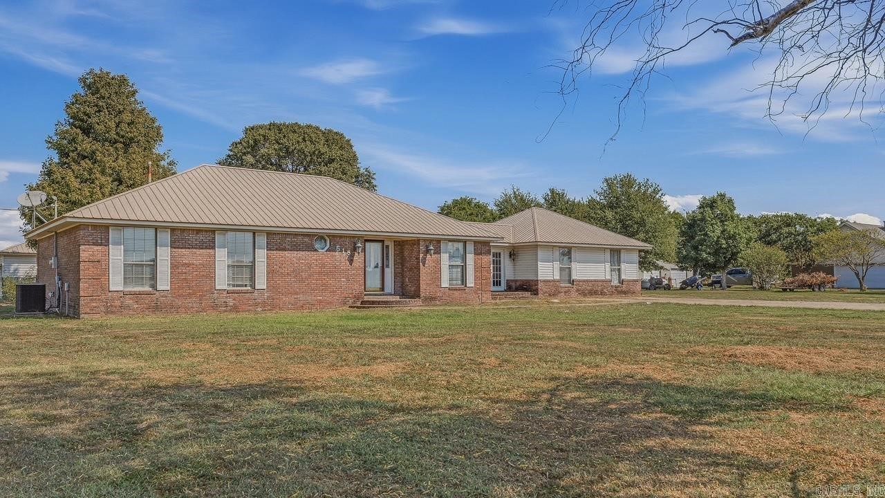 518 State Highway M Property Photo 2