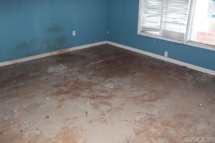 219 W 20th Street Property Photo 27