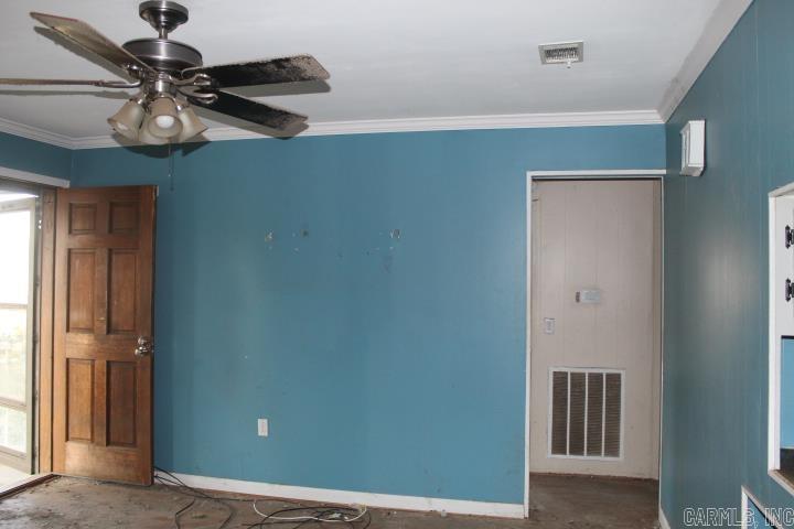 219 W 20th Street Property Photo 28