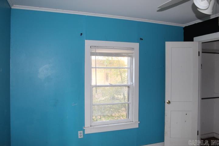 219 W 20th Street Property Photo 40