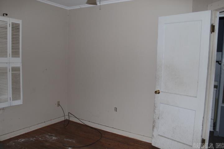 219 W 20th Street Property Photo 43