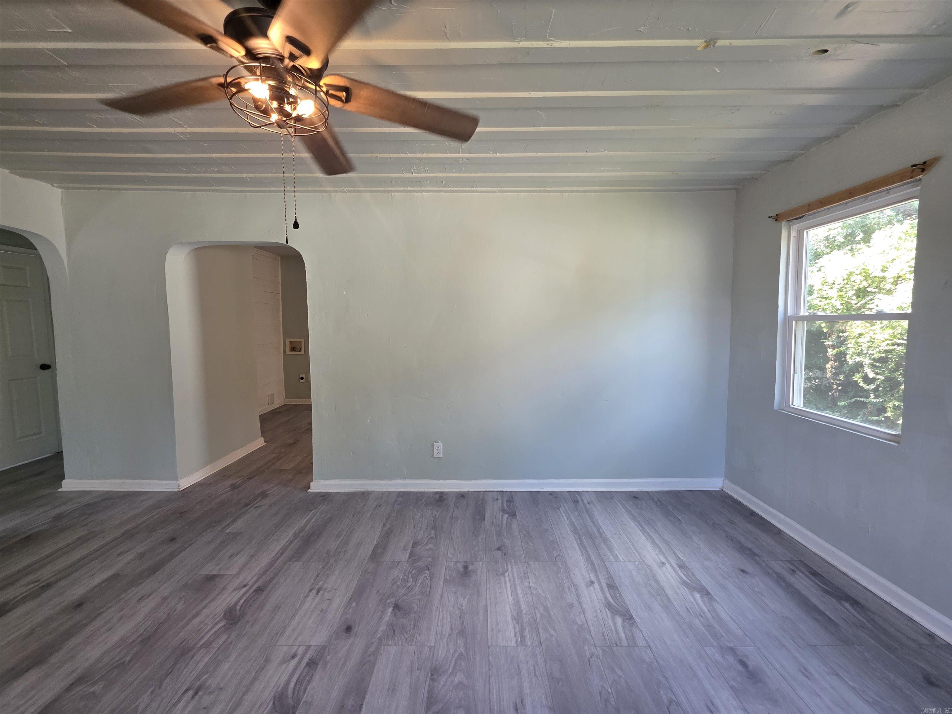 1819 Moss Street Property Photo 5