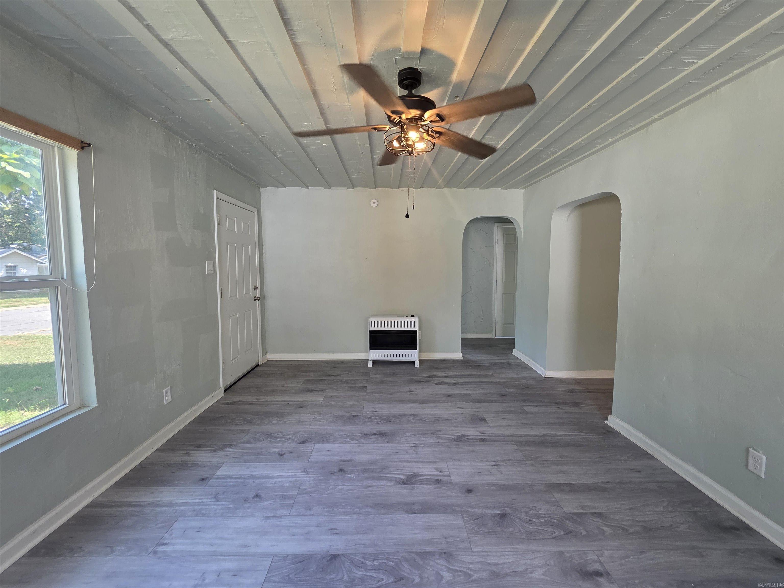 1819 Moss Street Property Photo 7