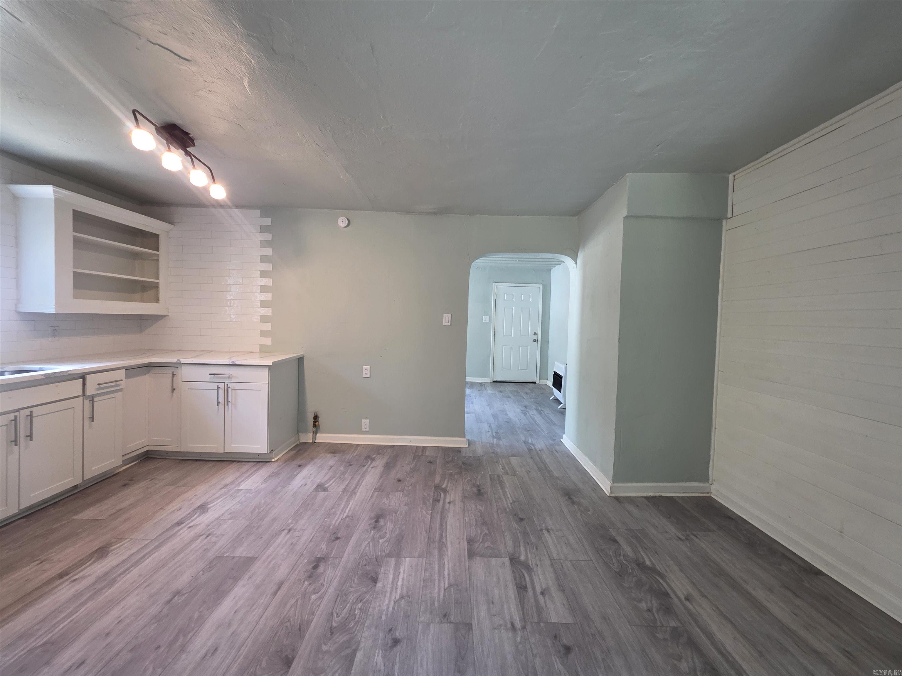 1819 Moss Street Property Photo 13