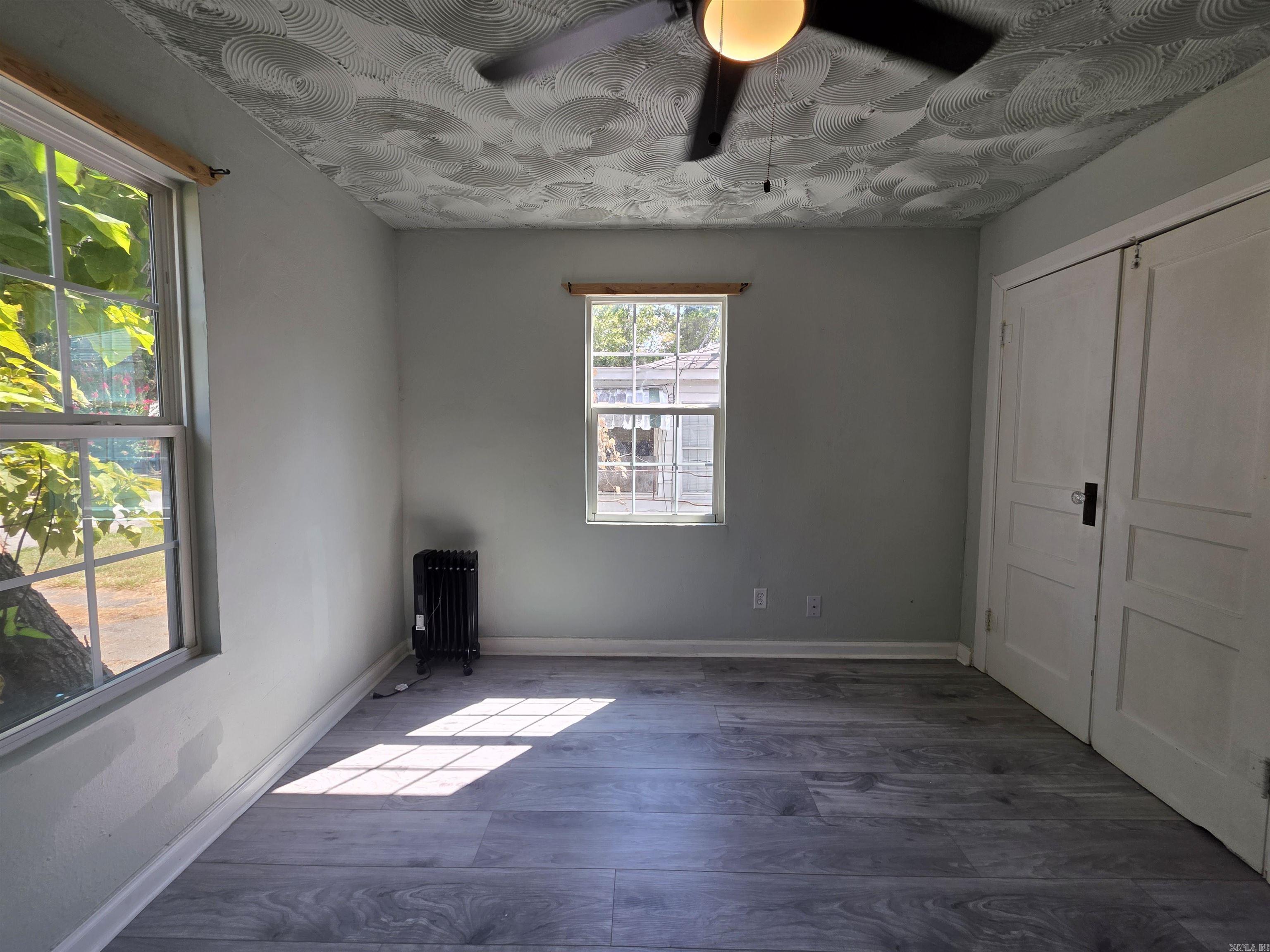 1819 Moss Street Property Photo 15