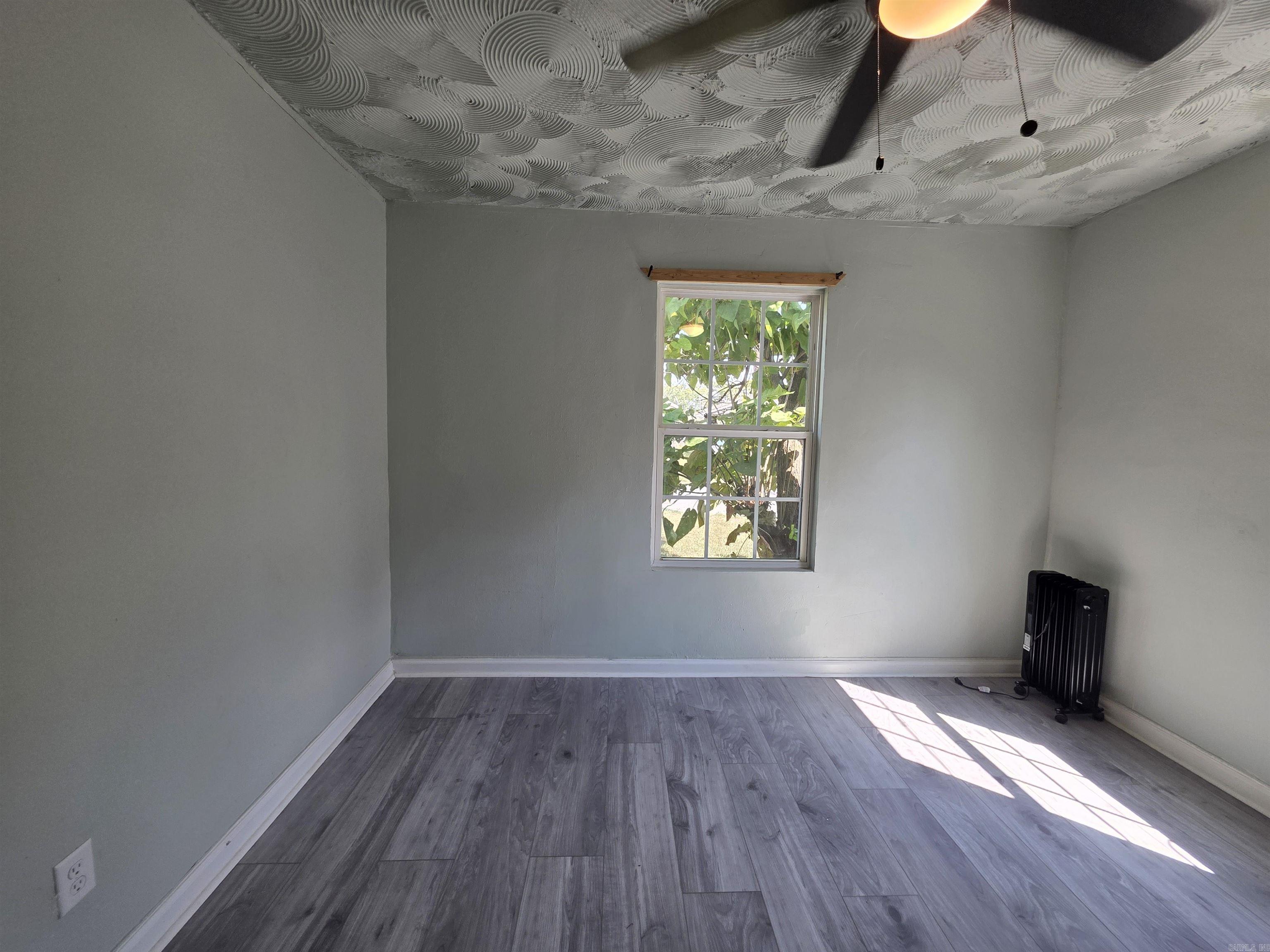 1819 Moss Street Property Photo 16