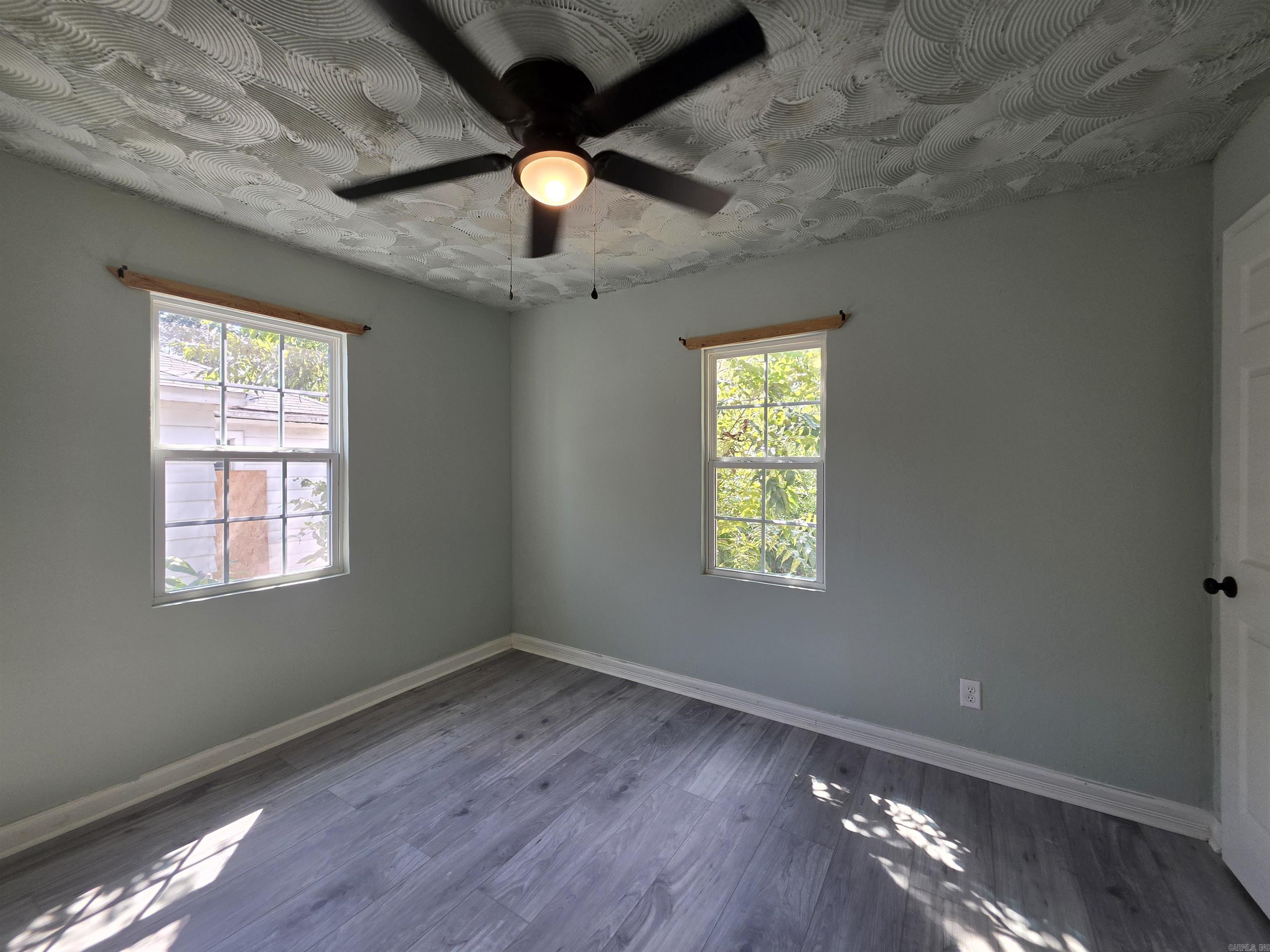 1819 Moss Street Property Photo 18