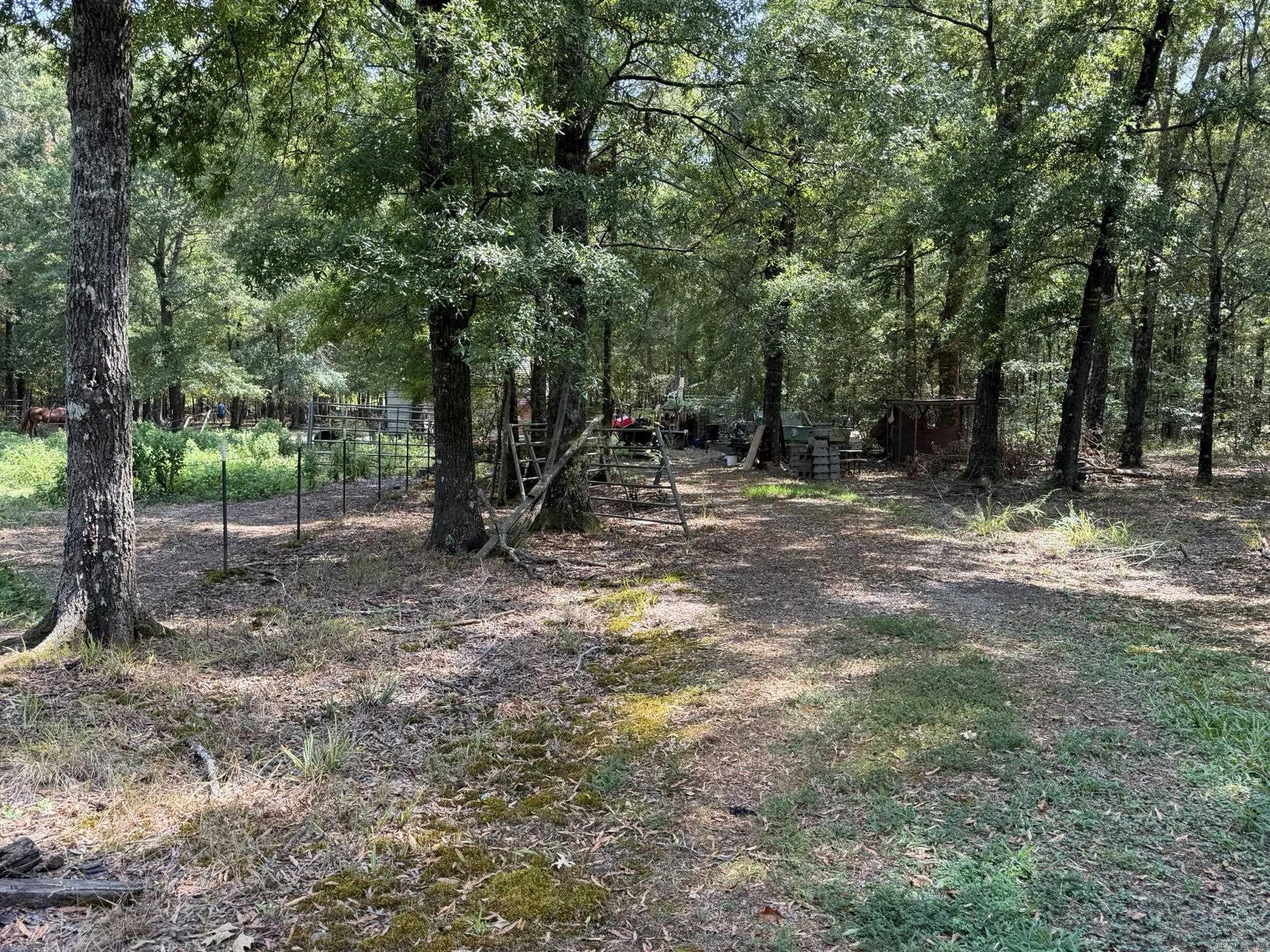 14 E Navajo Trail Property Photo 43